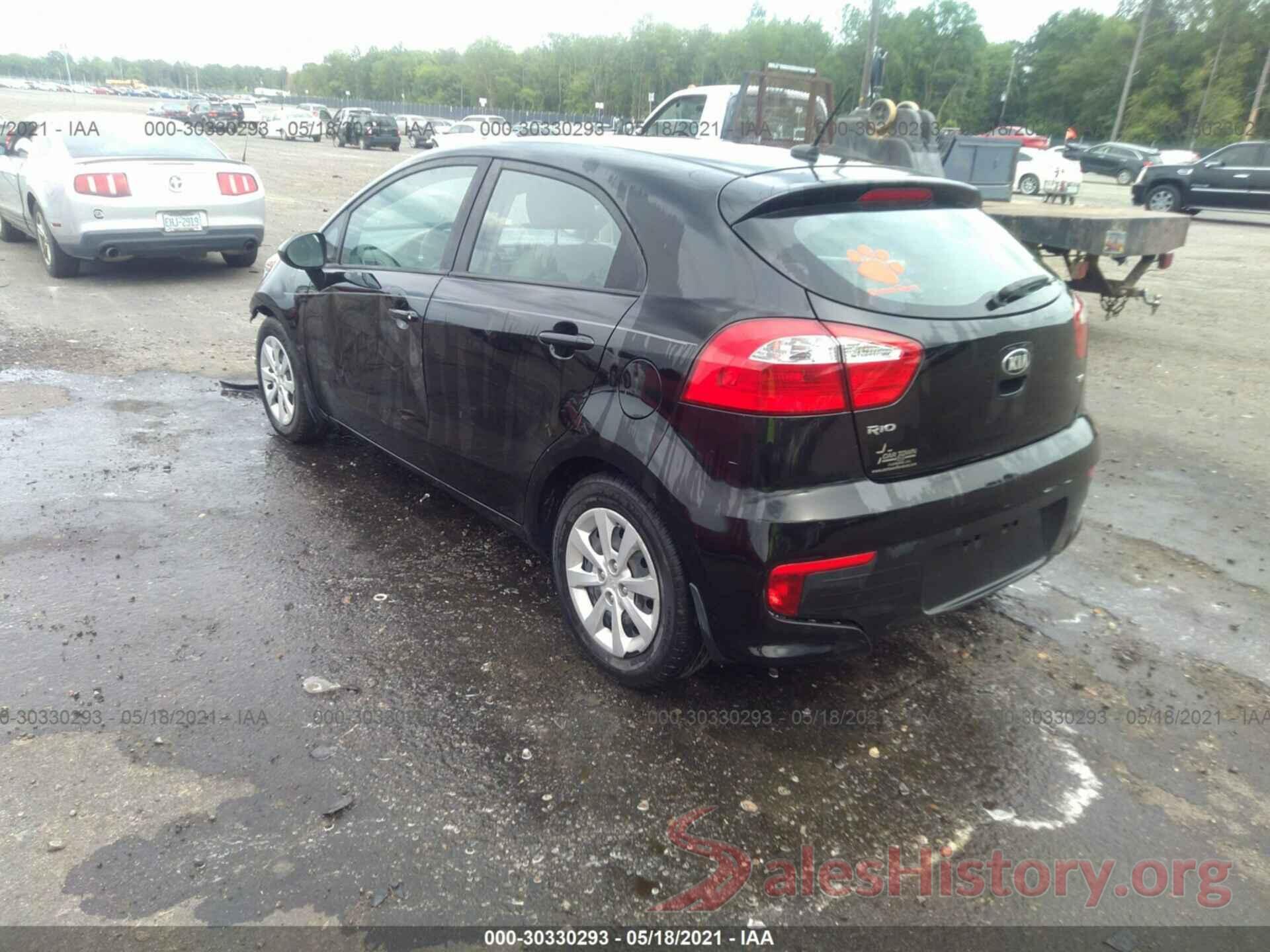 KNADM5A37H6010462 2017 KIA RIO 5-DOOR