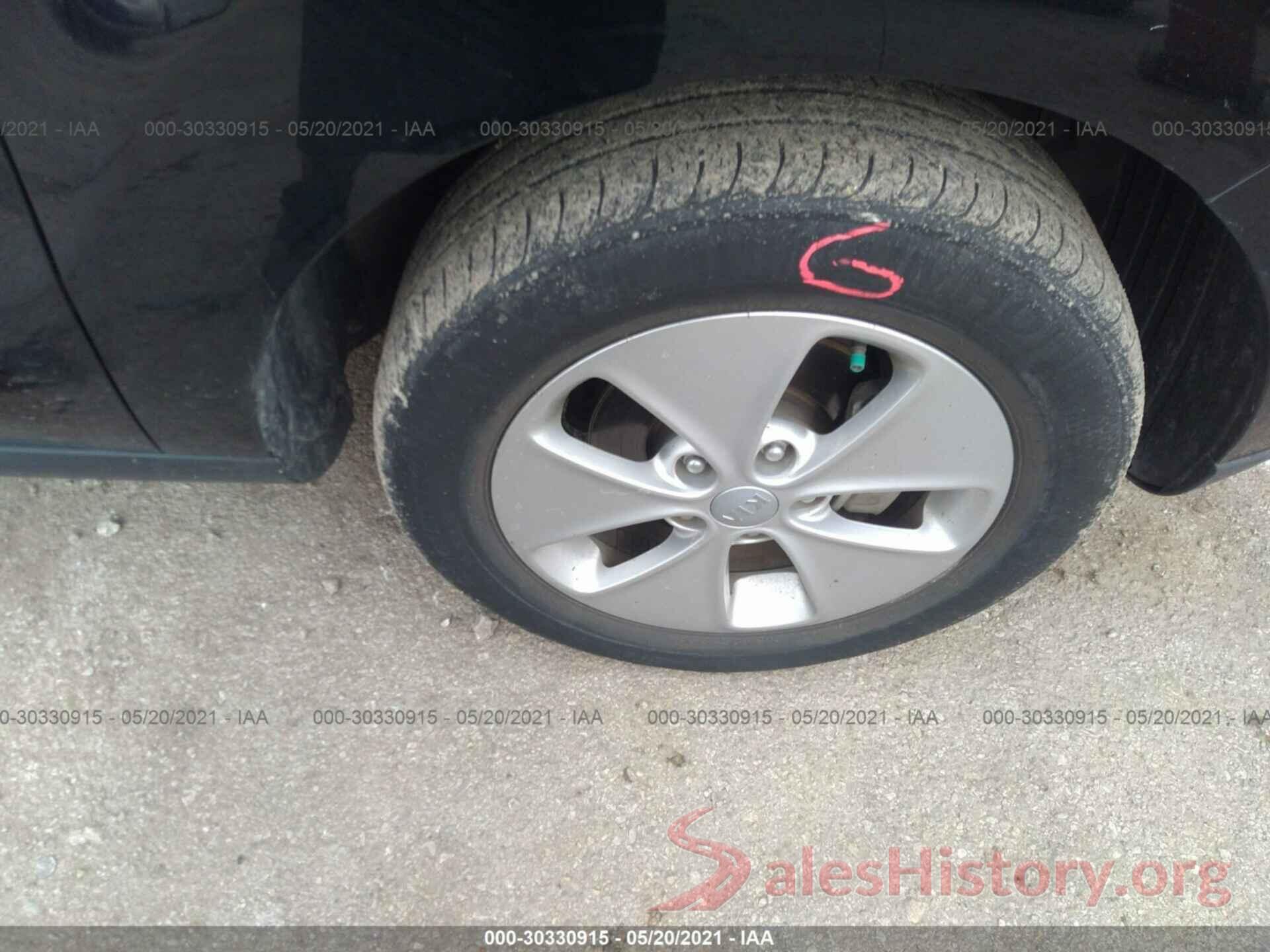 KNDJN2A26G7337971 2016 KIA SOUL