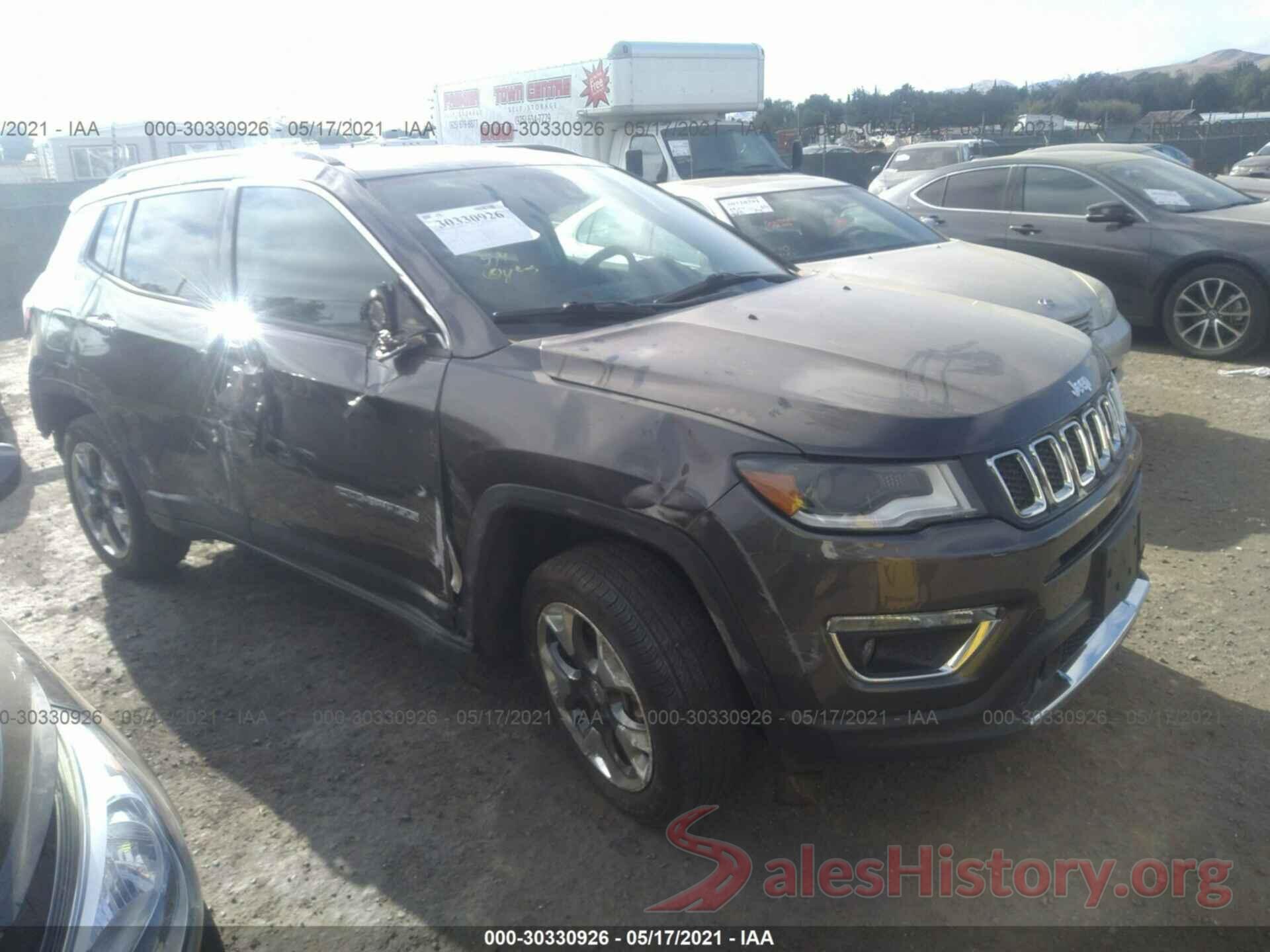 3C4NJCCB4JT406806 2018 JEEP COMPASS