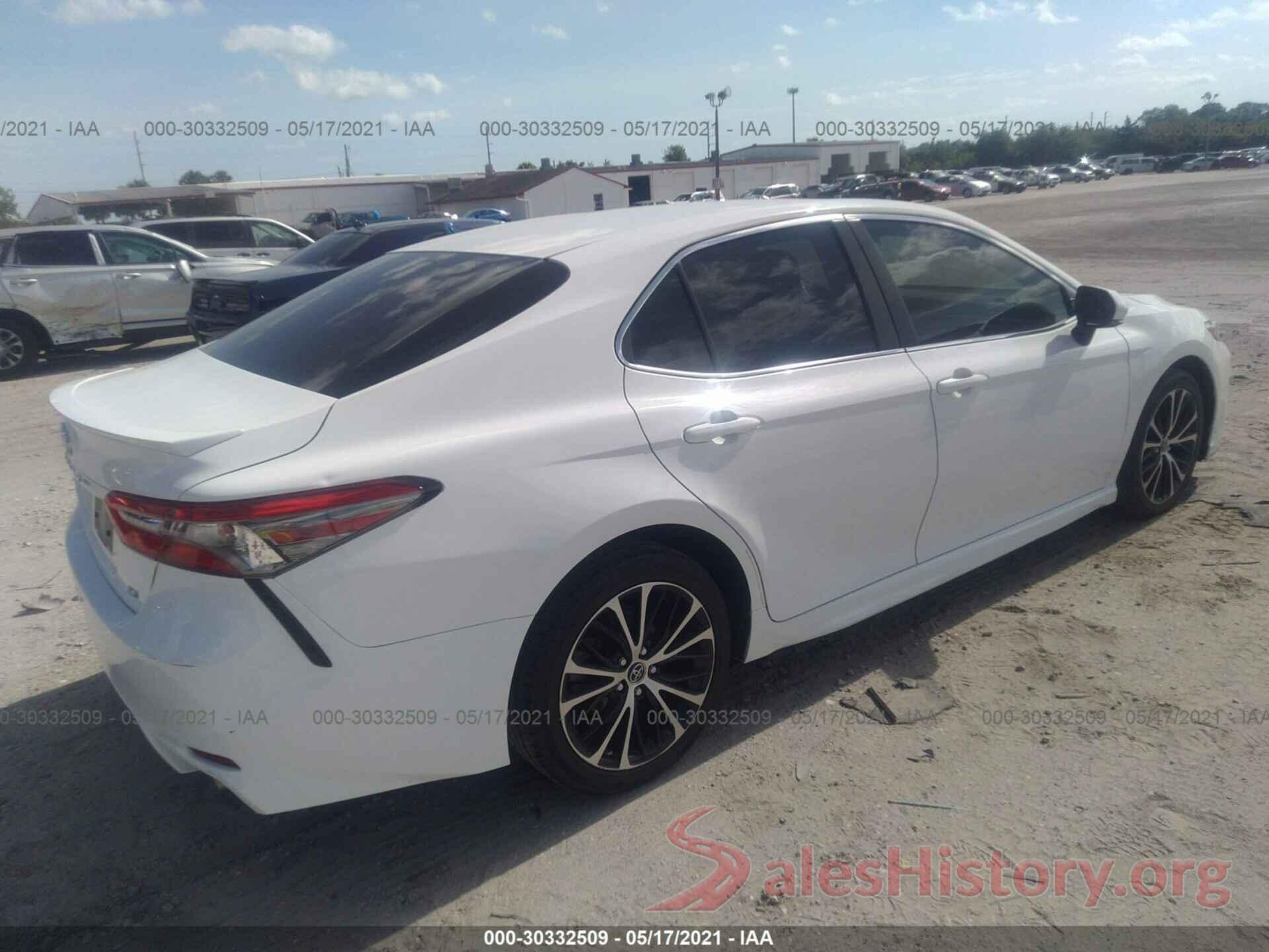 JTNB11HK8J3006643 2018 TOYOTA CAMRY