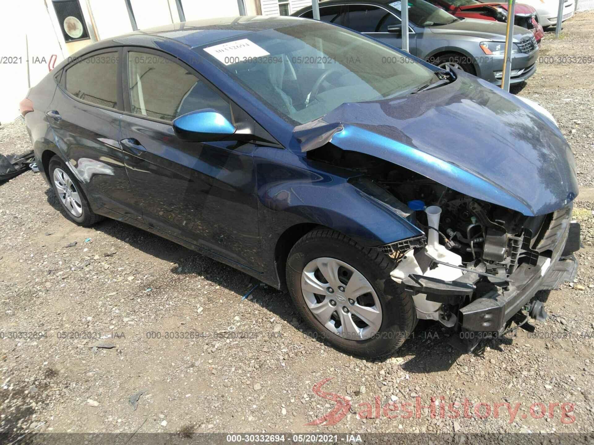 5NPDH4AE8GH731512 2016 HYUNDAI ELANTRA