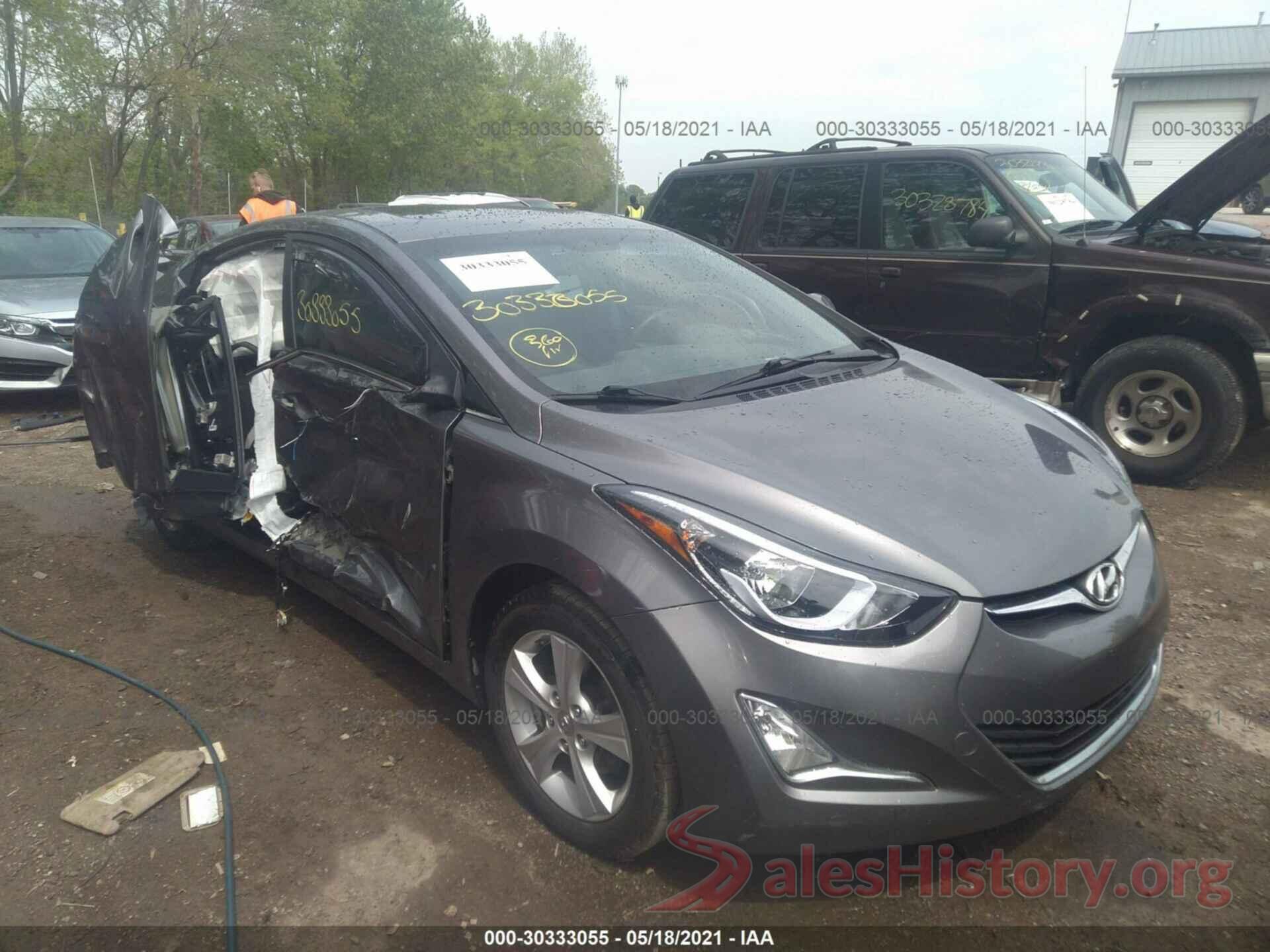 KMHDH4AE2GU640933 2016 HYUNDAI ELANTRA