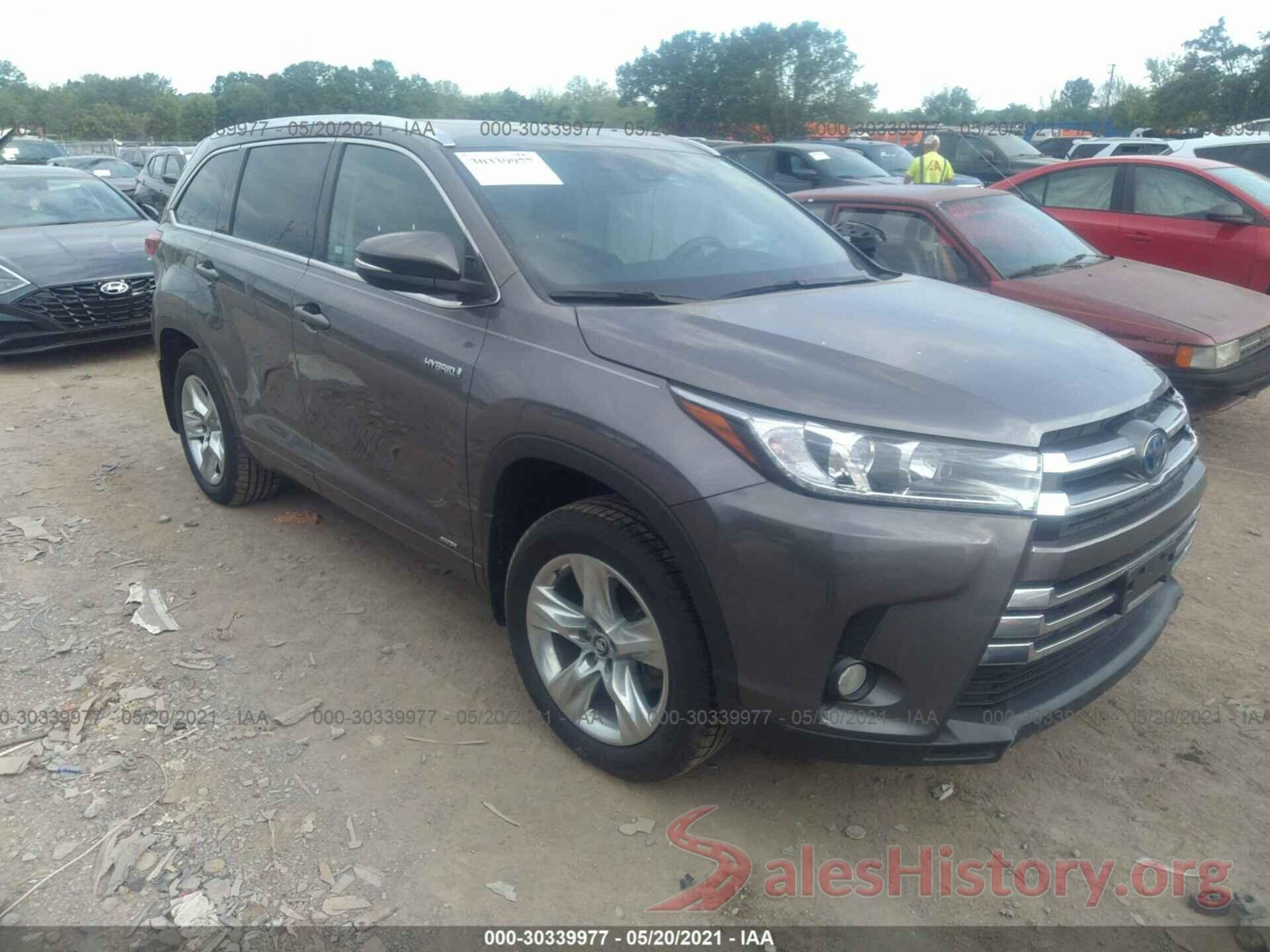 5TDDGRFH3HS033632 2017 TOYOTA HIGHLANDER