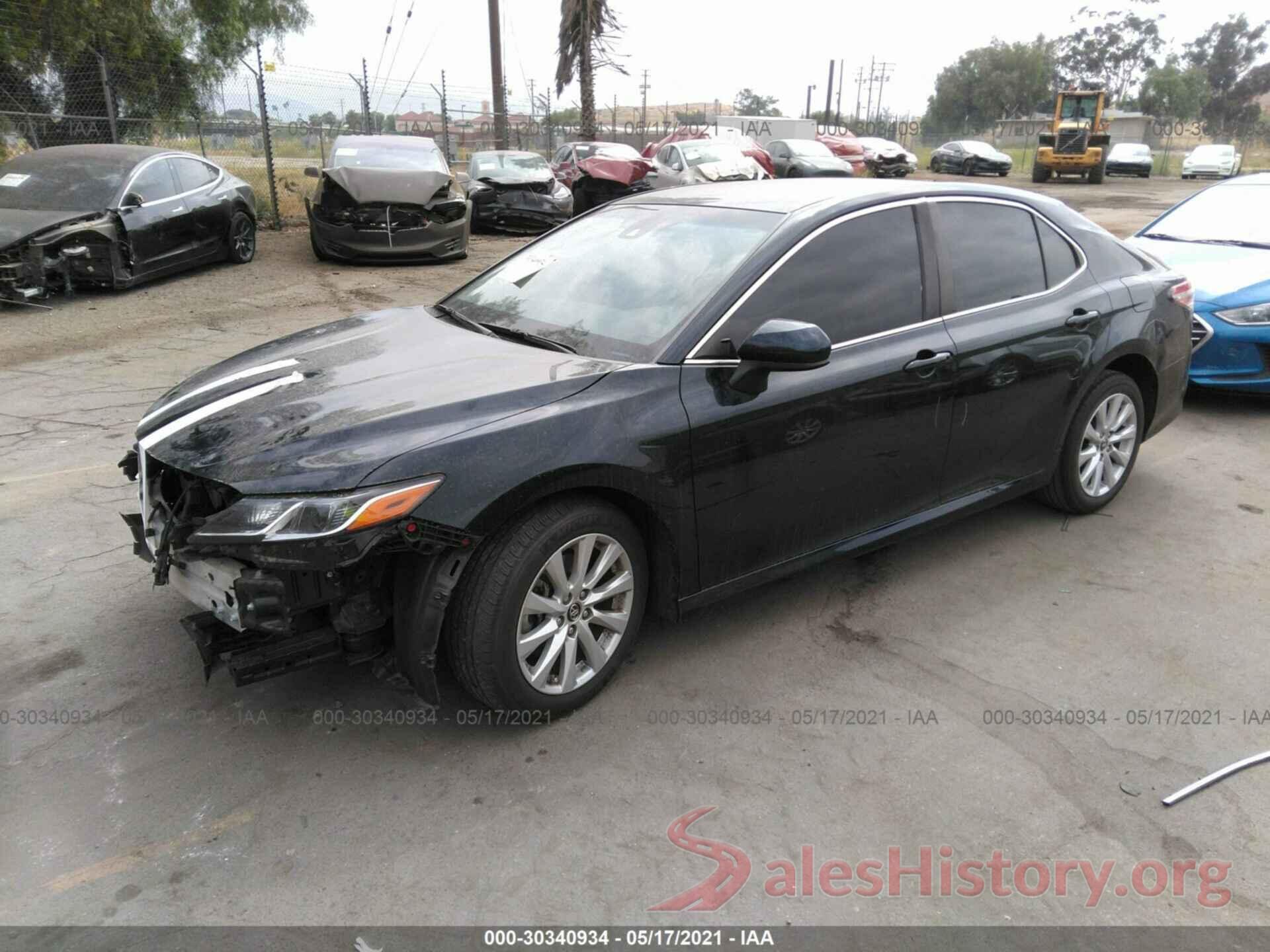 JTNB11HK5J3040152 2018 TOYOTA CAMRY