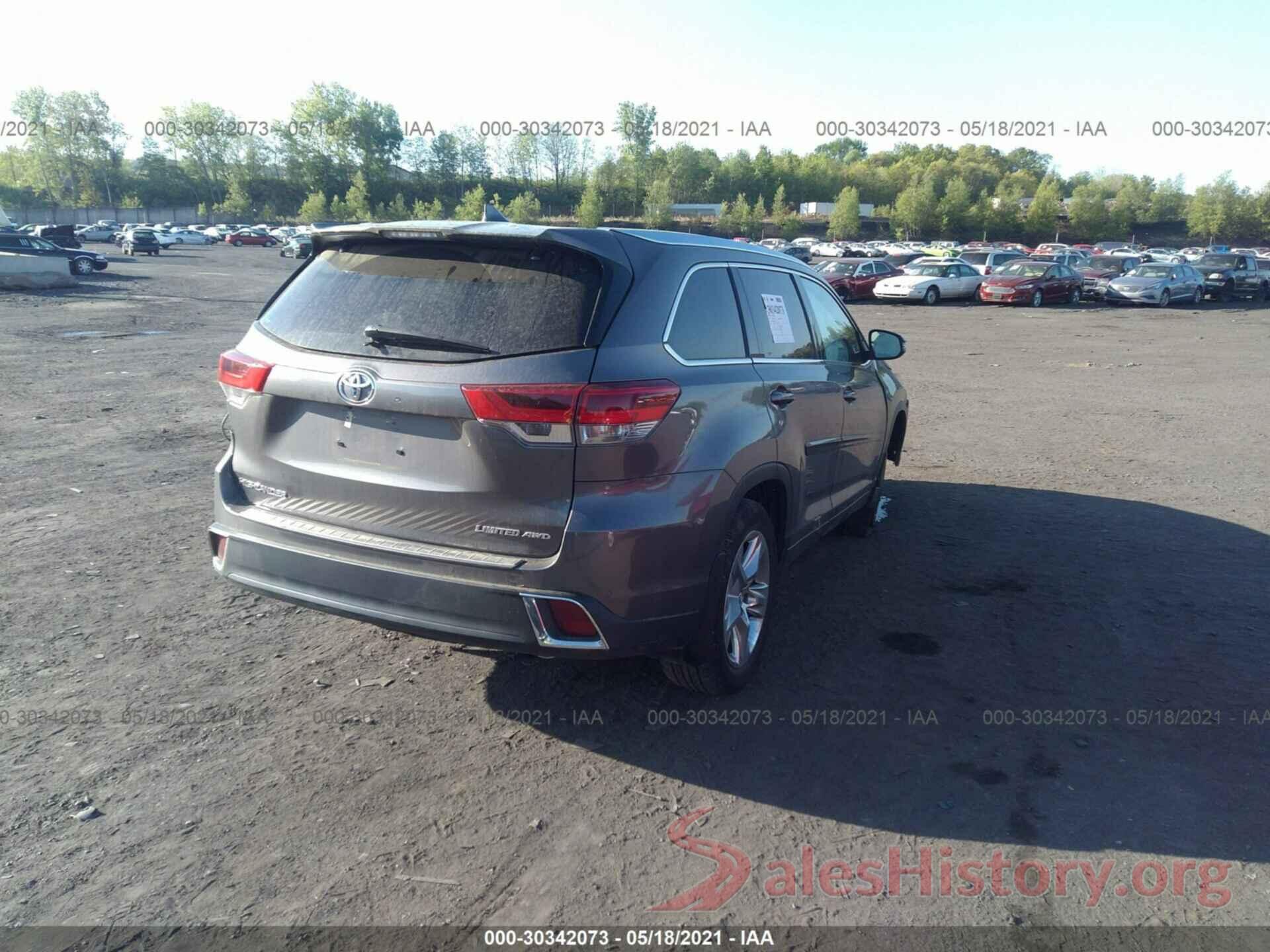 5TDDZRFH1JS829330 2018 TOYOTA HIGHLANDER