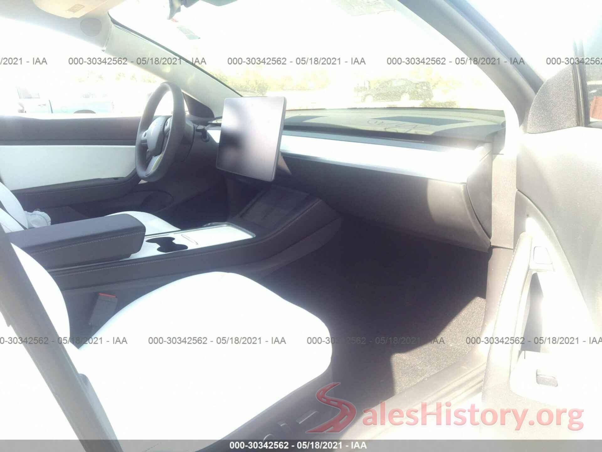 5YJ3E1EA4MF928858 2021 TESLA MODEL 3