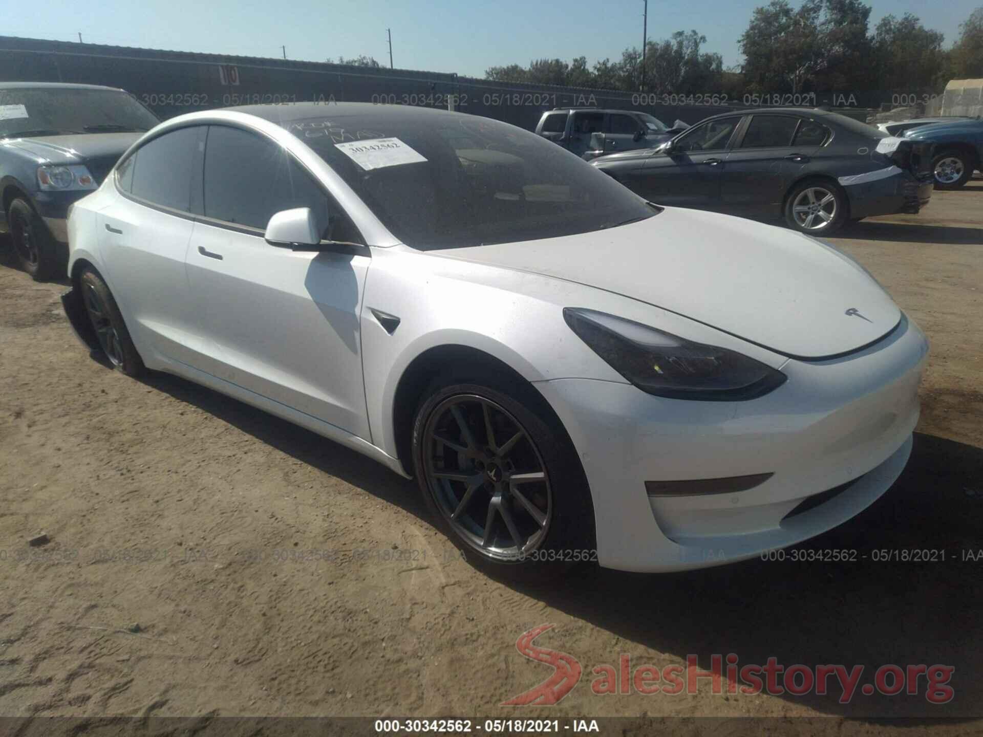 5YJ3E1EA4MF928858 2021 TESLA MODEL 3