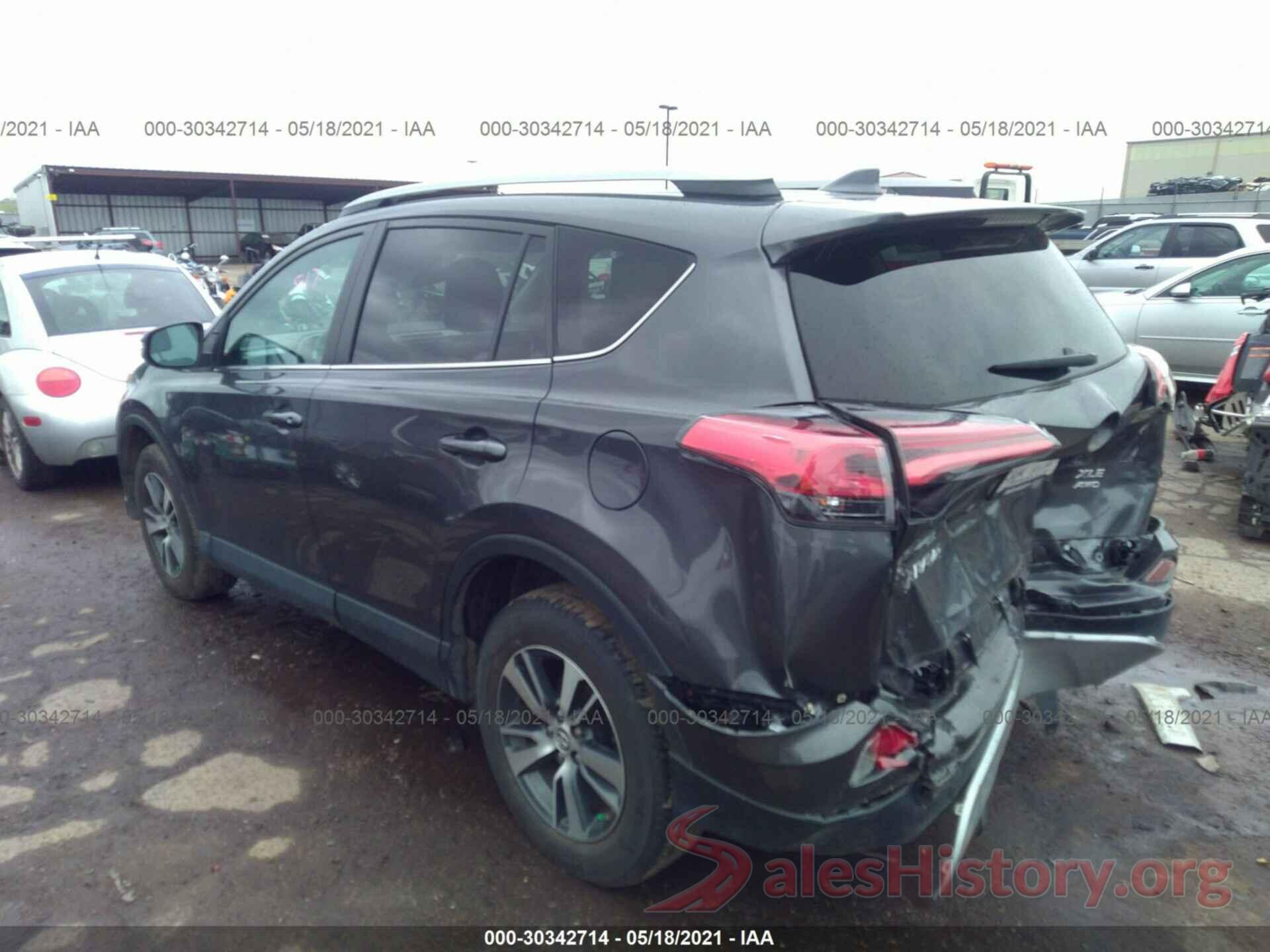 2T3RFREV4JW750075 2018 TOYOTA RAV4