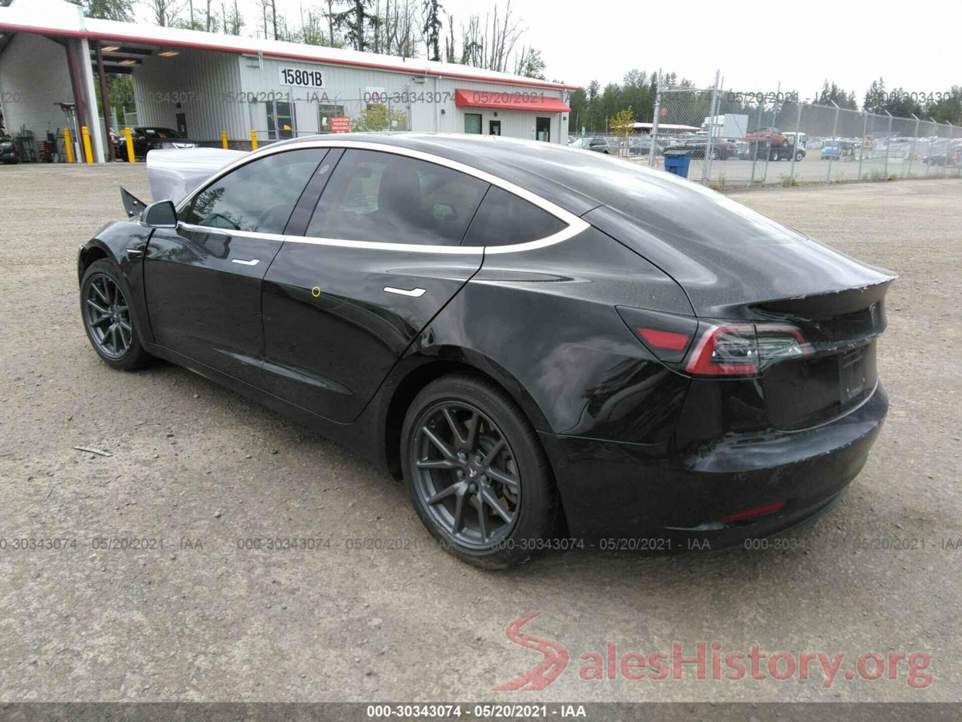 5YJ3E1EB5JF077142 2018 TESLA MODEL 3