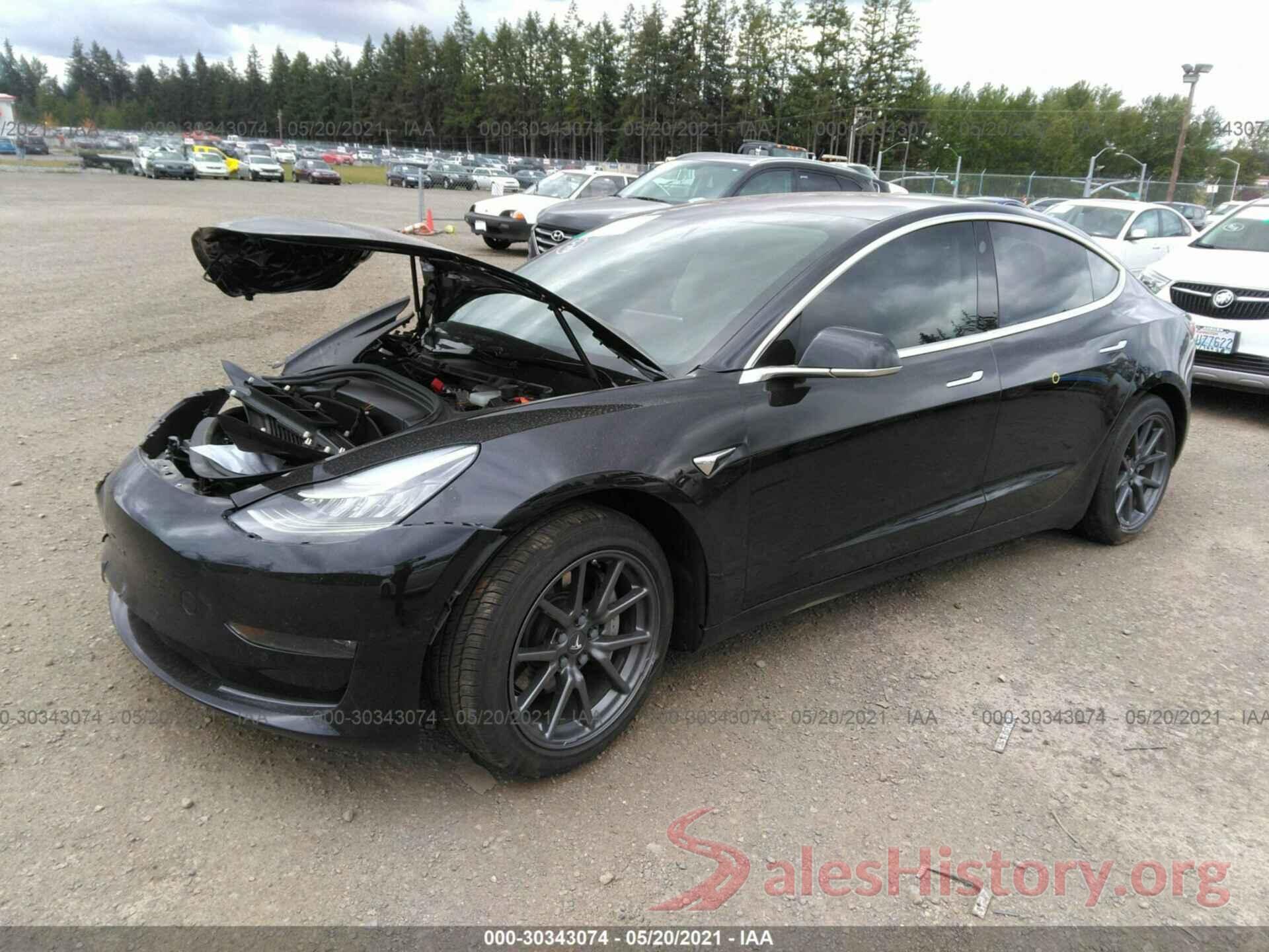 5YJ3E1EB5JF077142 2018 TESLA MODEL 3