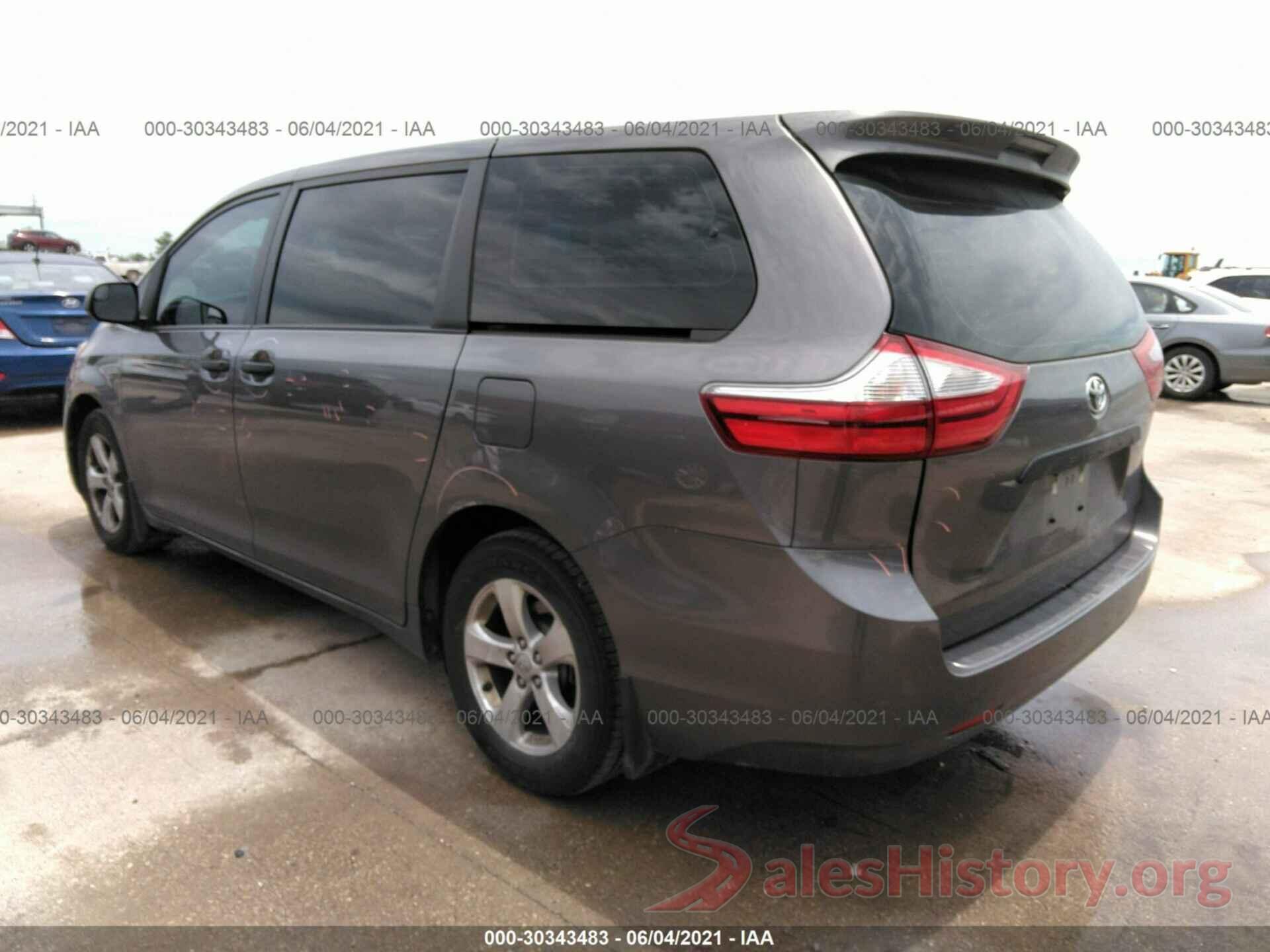 5TDZZ3DC9HS887724 2017 TOYOTA SIENNA