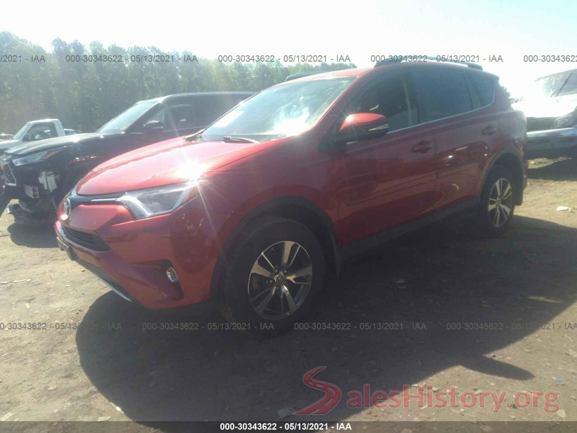 JTMRFREV7GJ068704 2016 TOYOTA RAV4