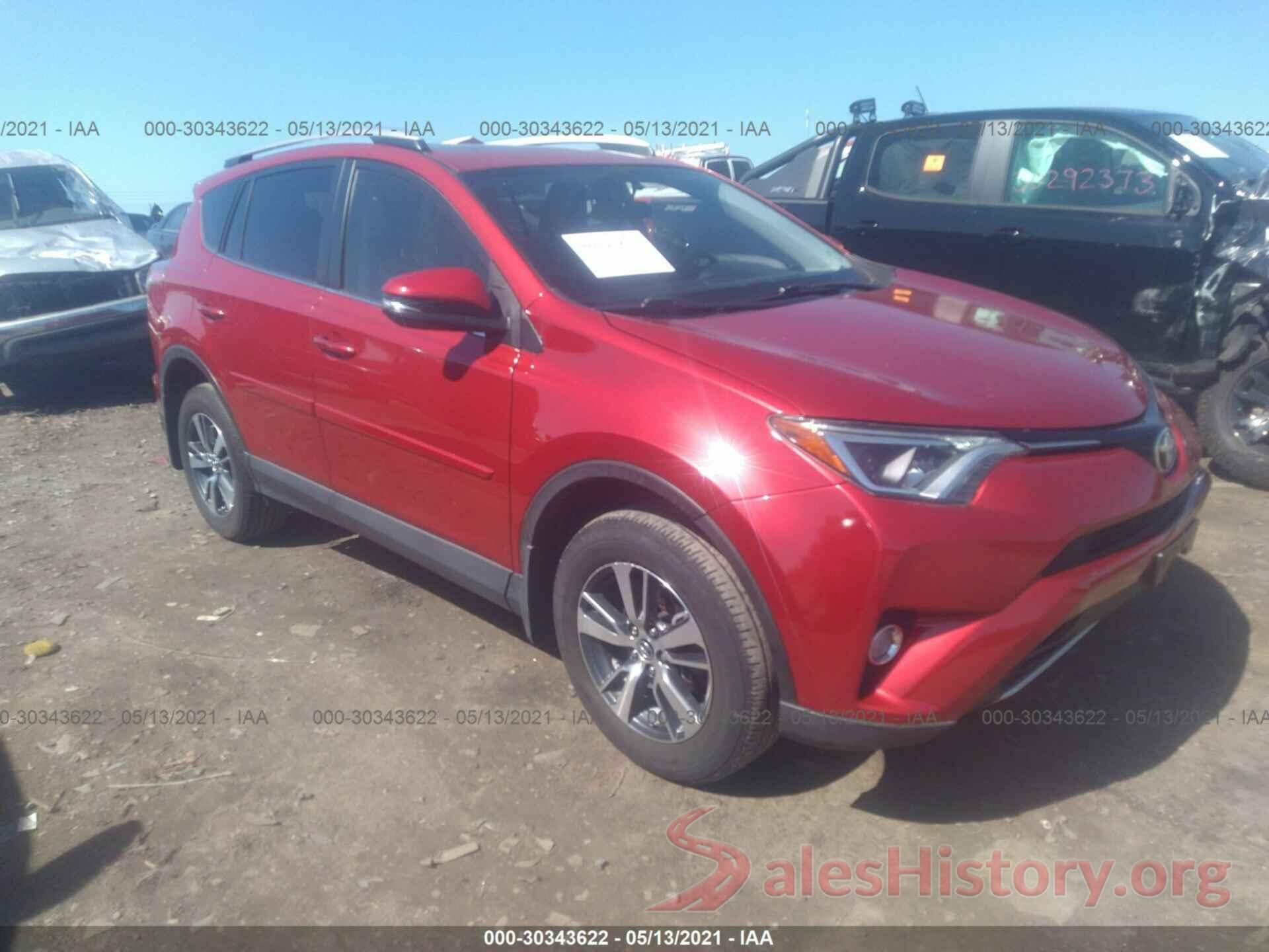 JTMRFREV7GJ068704 2016 TOYOTA RAV4