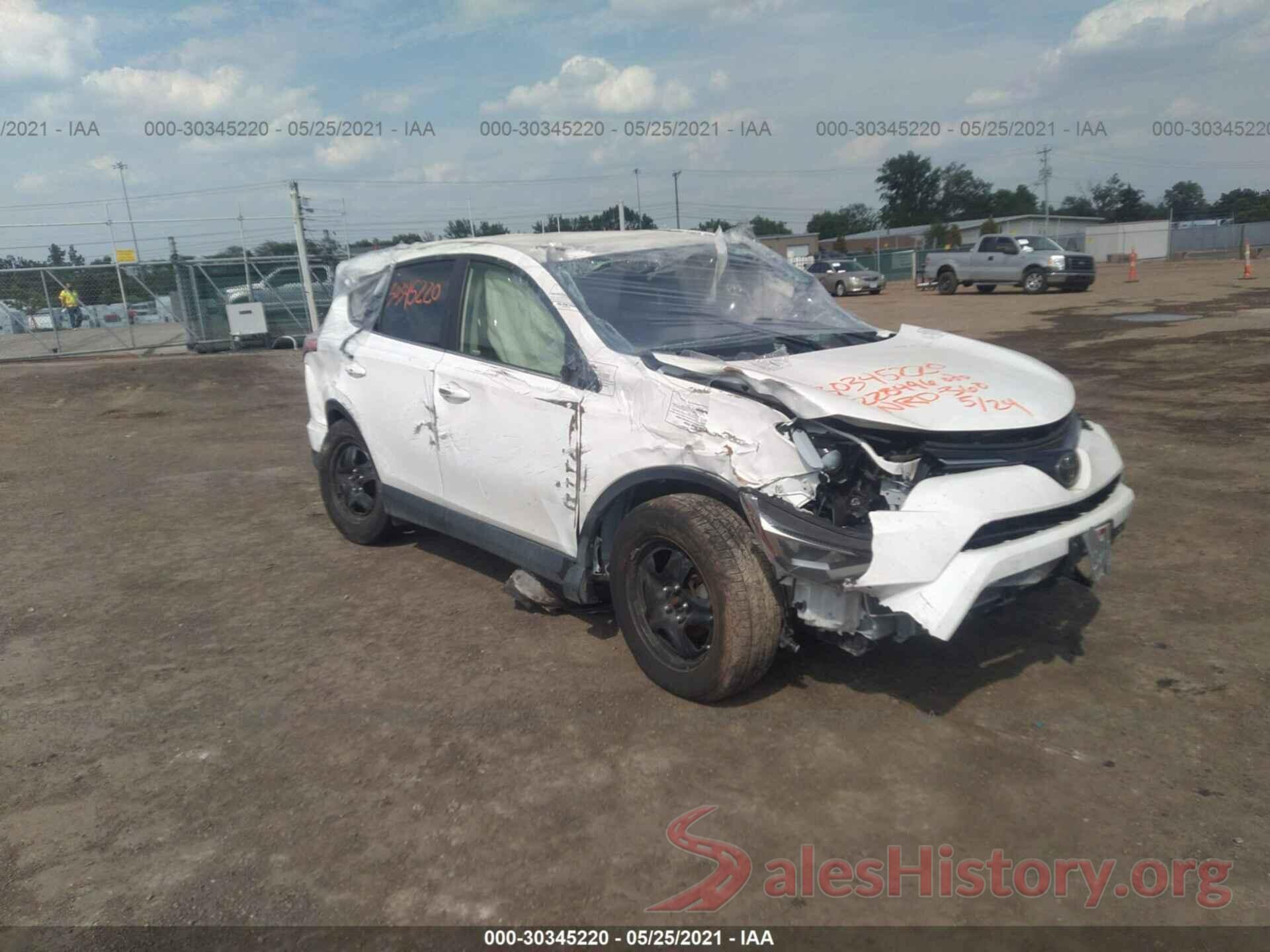 JTMBFREV7JJ724697 2018 TOYOTA RAV4