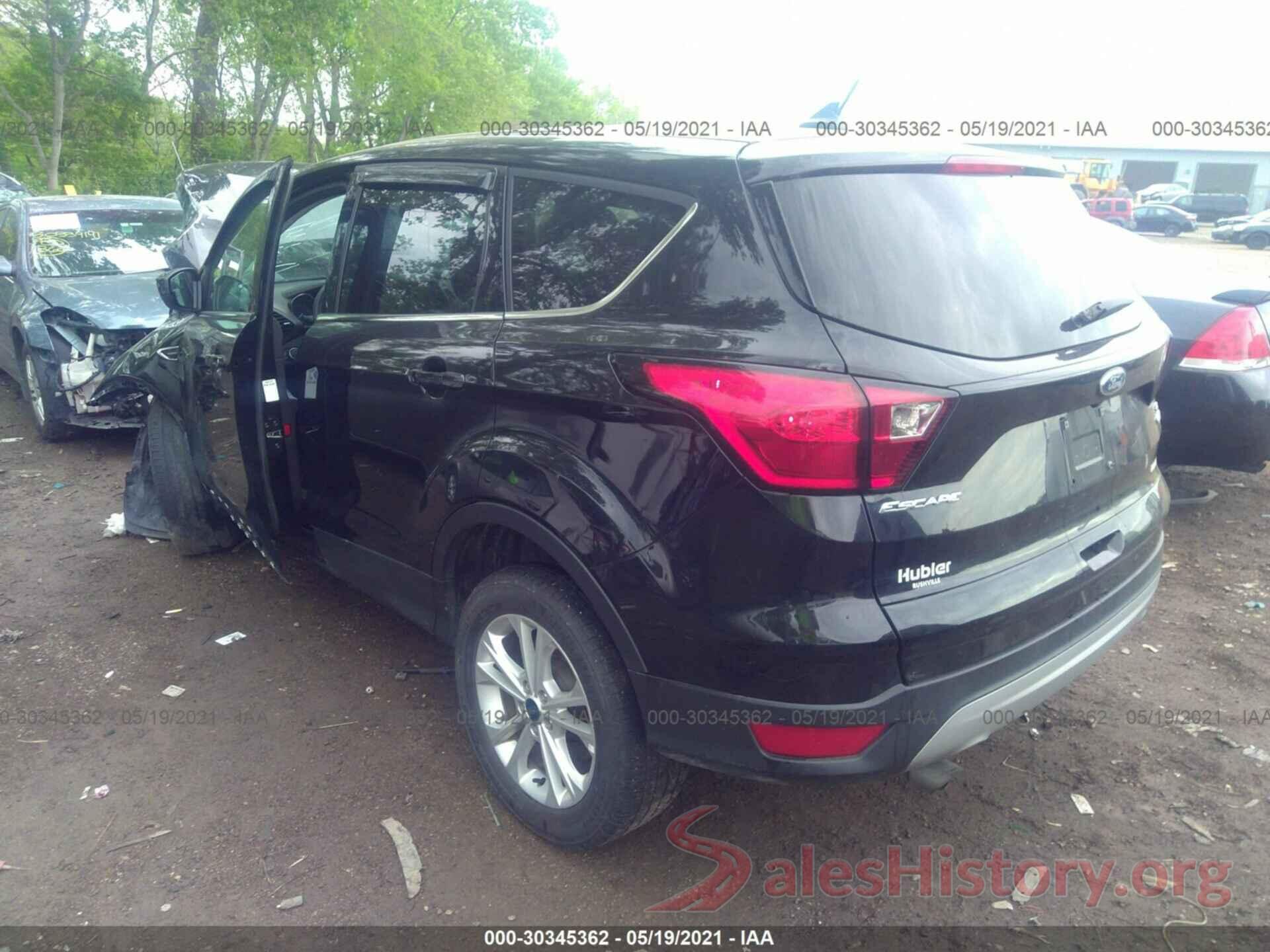 1FMCU9GD7KUB09142 2019 FORD ESCAPE