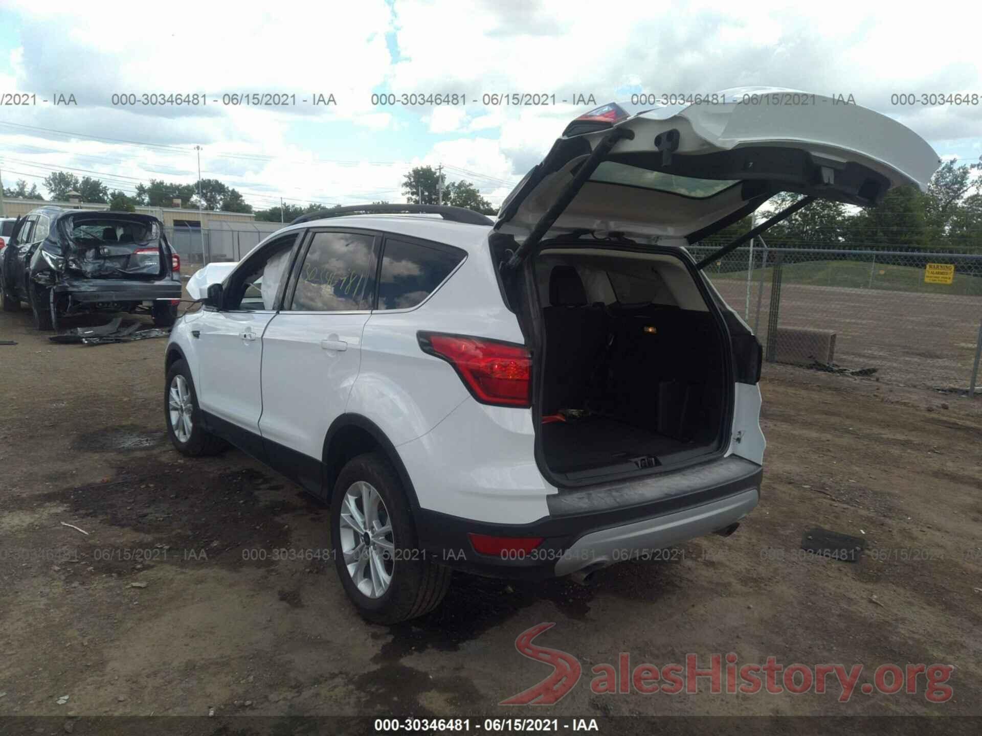 1FMCU9HD1KUB77418 2019 FORD ESCAPE