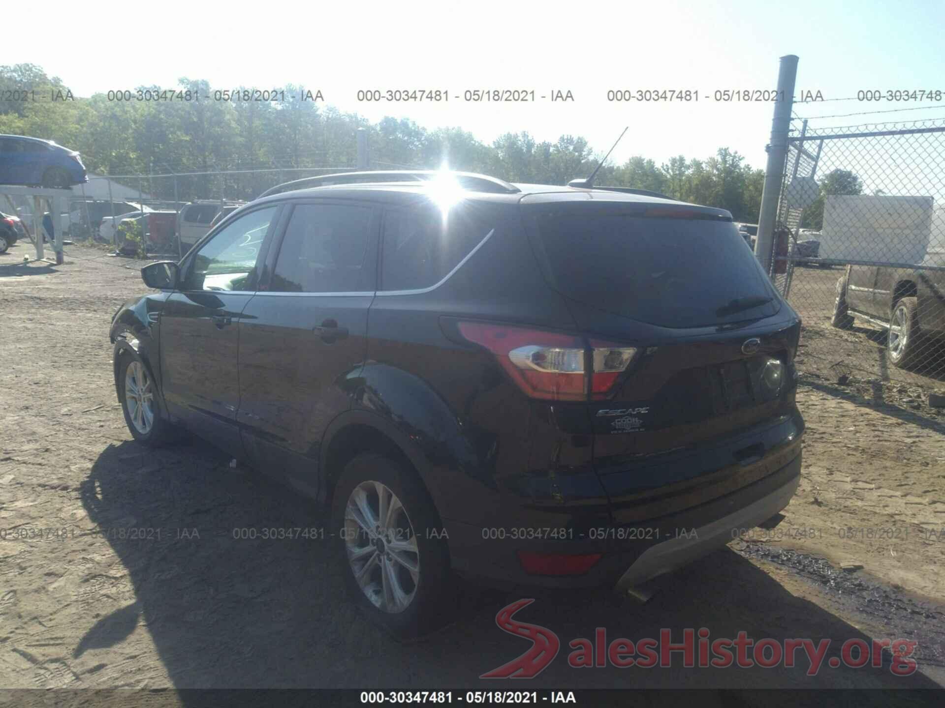 1FMCU9G96JUC13695 2018 FORD ESCAPE