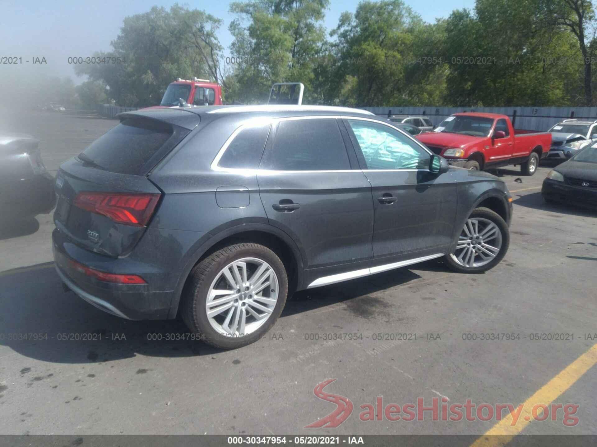 WA1CNAFY7J2075795 2018 AUDI Q5