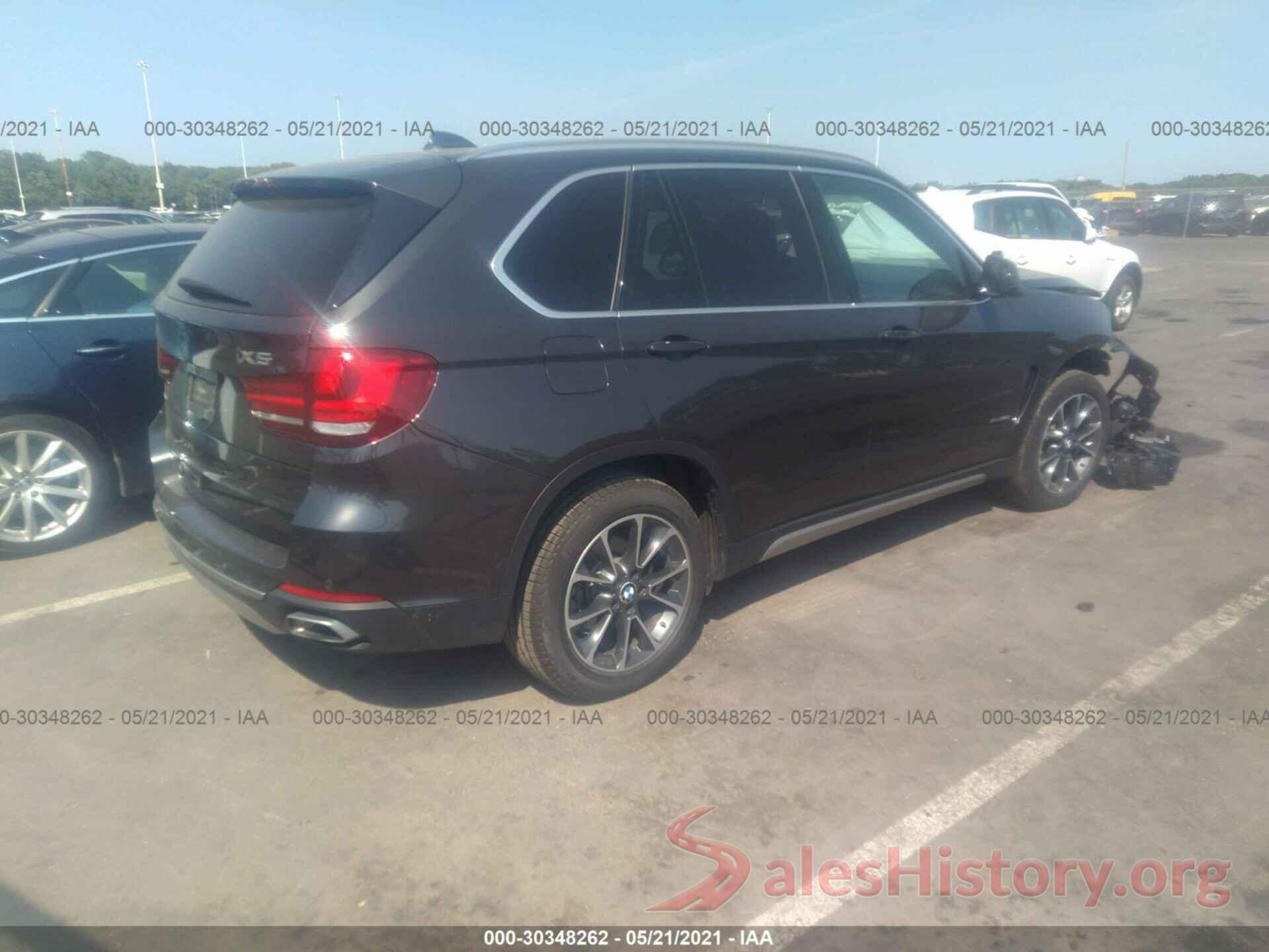 5UXKR0C56J0X97411 2018 BMW X5