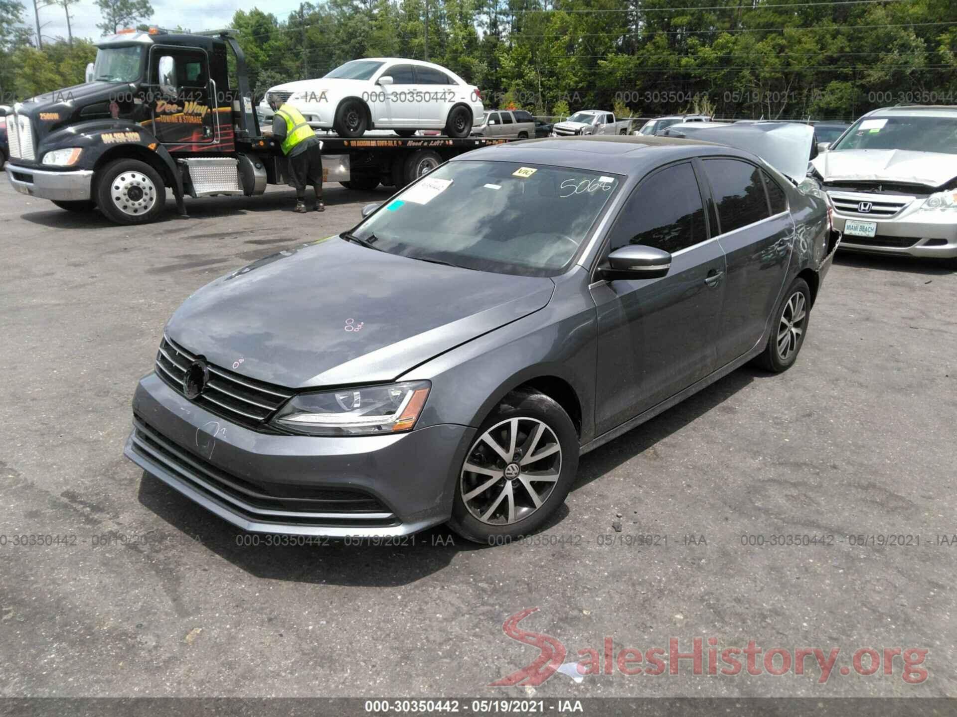 3VWDB7AJ1JM240472 2018 VOLKSWAGEN JETTA