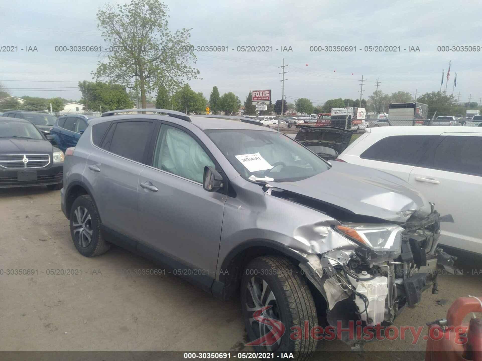 2T3ZFREV0HW391768 2017 TOYOTA RAV4