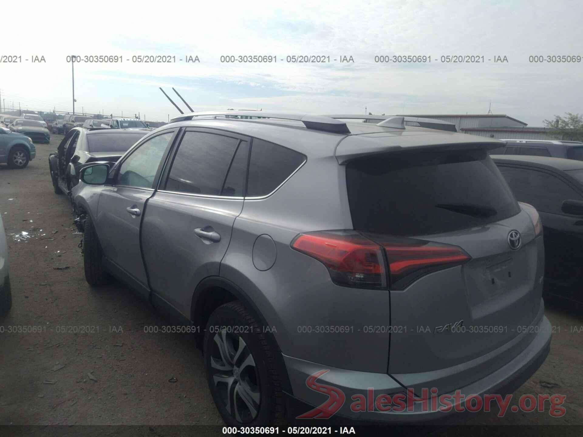 2T3ZFREV0HW391768 2017 TOYOTA RAV4