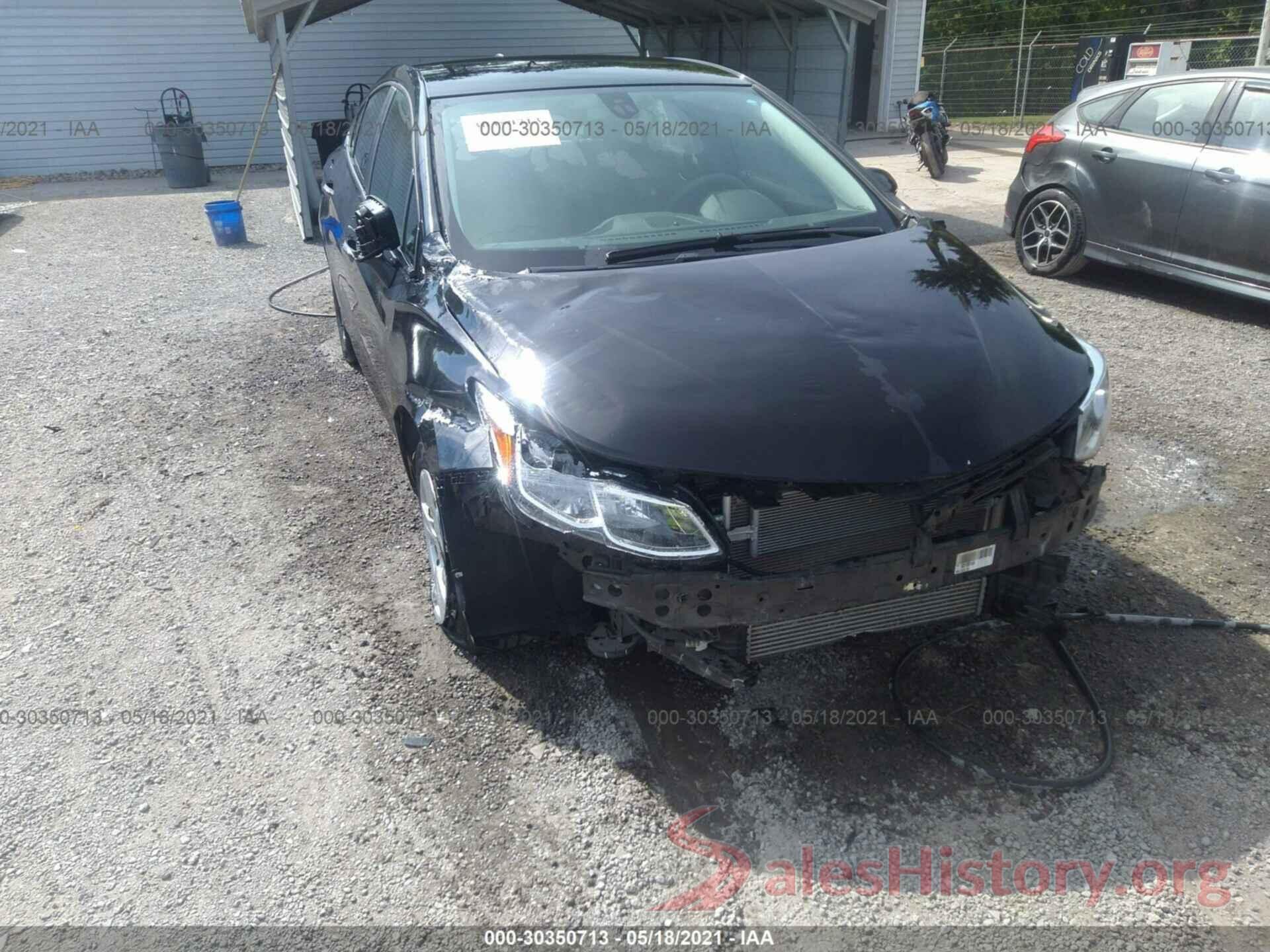 1G1BC5SM2J7130053 2018 CHEVROLET CRUZE