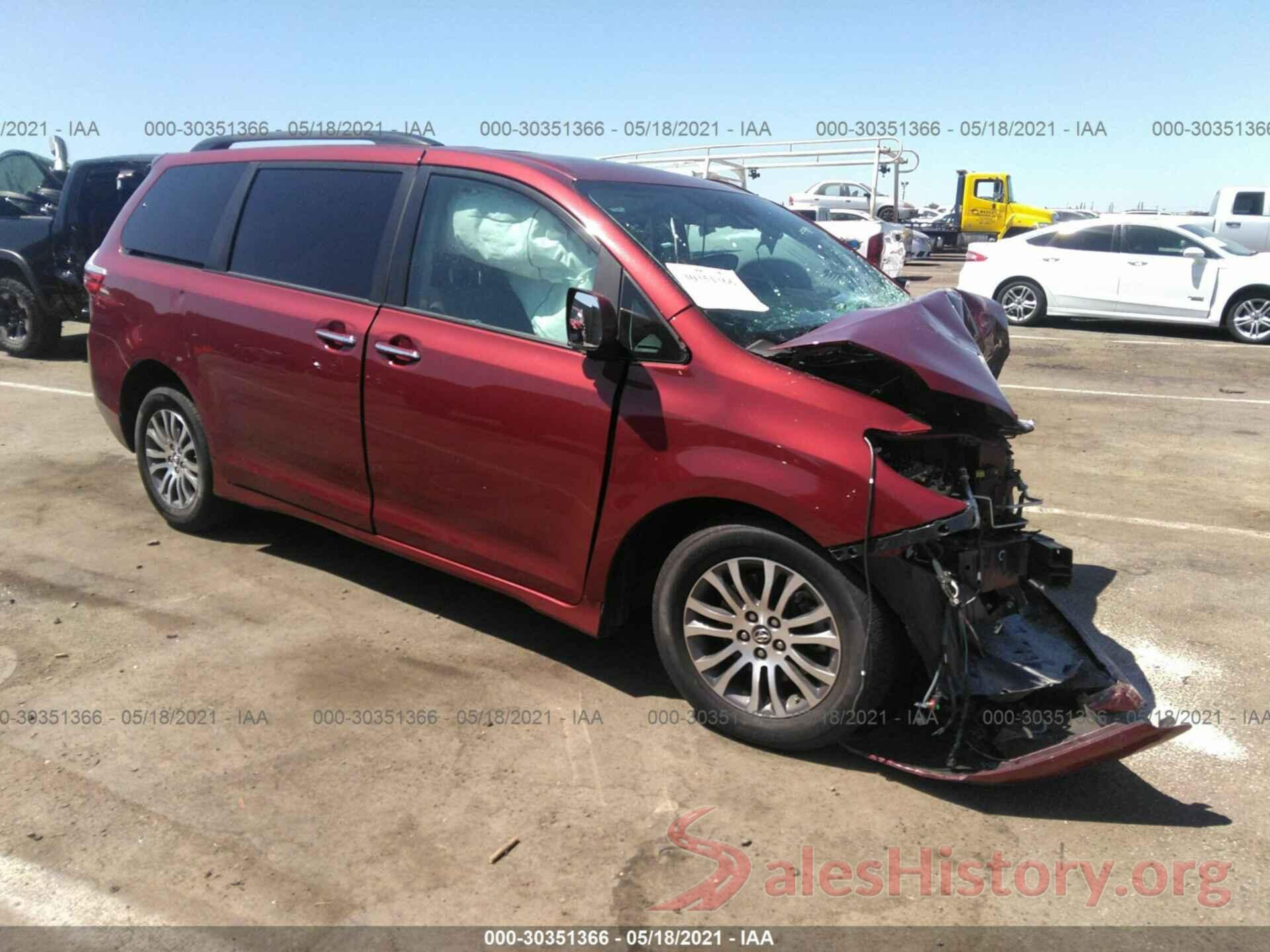 5TDYZ3DCXKS013059 2019 TOYOTA SIENNA