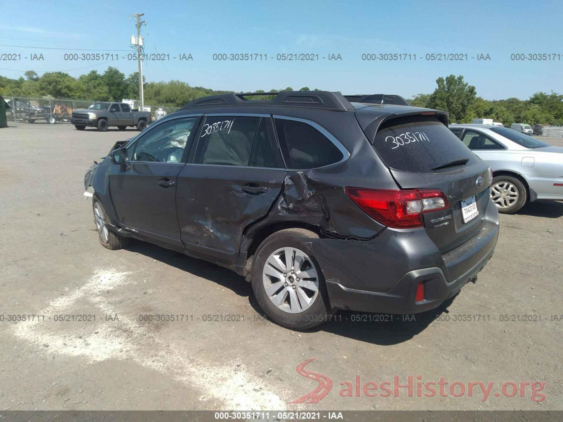 4S4BSAHC9J3295733 2018 SUBARU OUTBACK