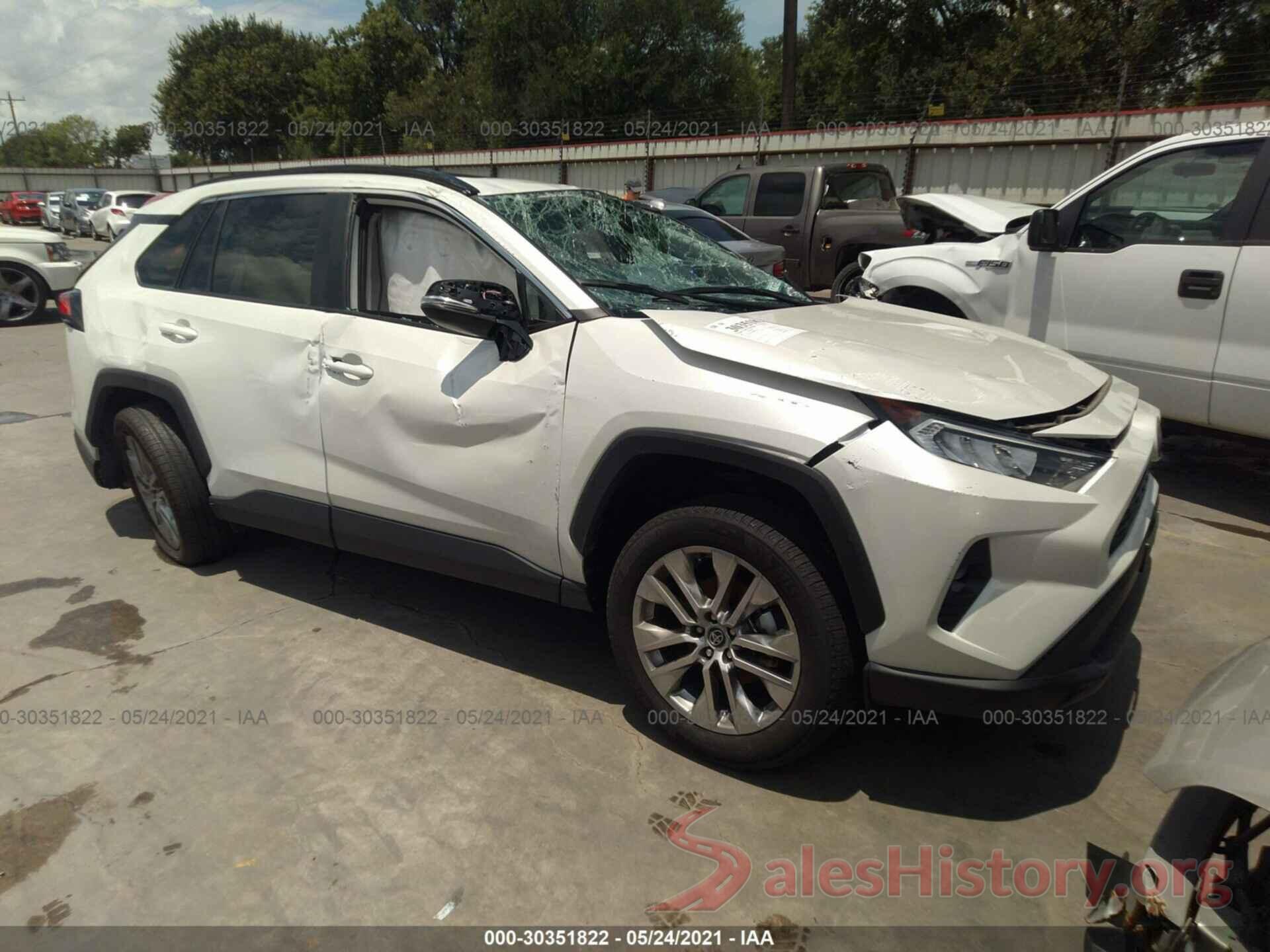 2T3C1RFV8MW112810 2021 TOYOTA RAV4