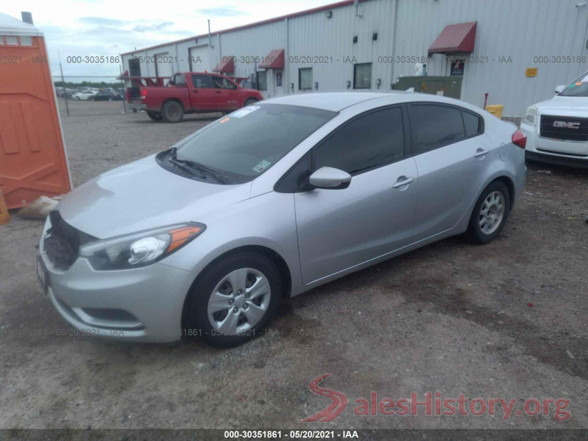 KNAFK4A67G5514260 2016 KIA FORTE