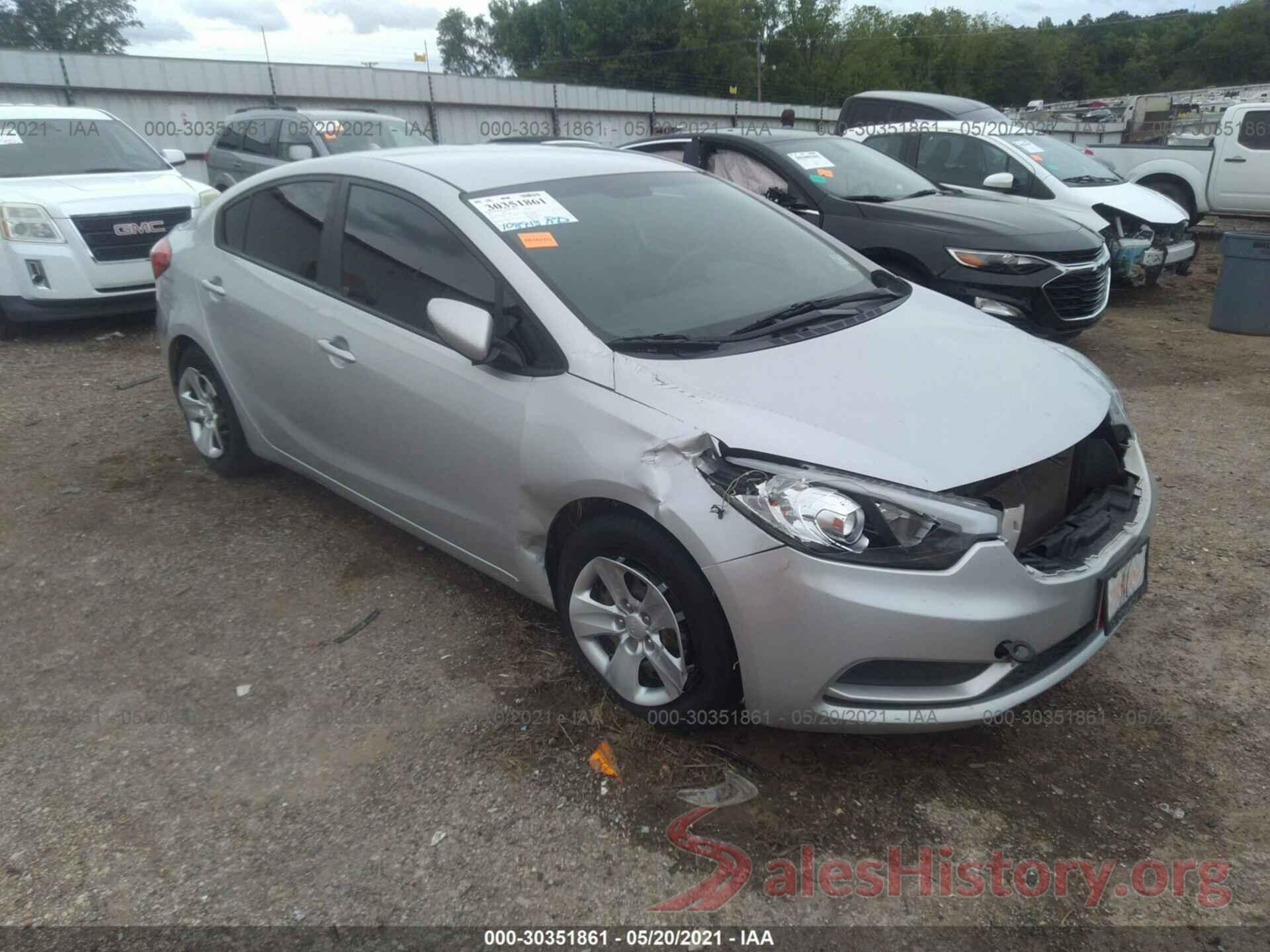 KNAFK4A67G5514260 2016 KIA FORTE