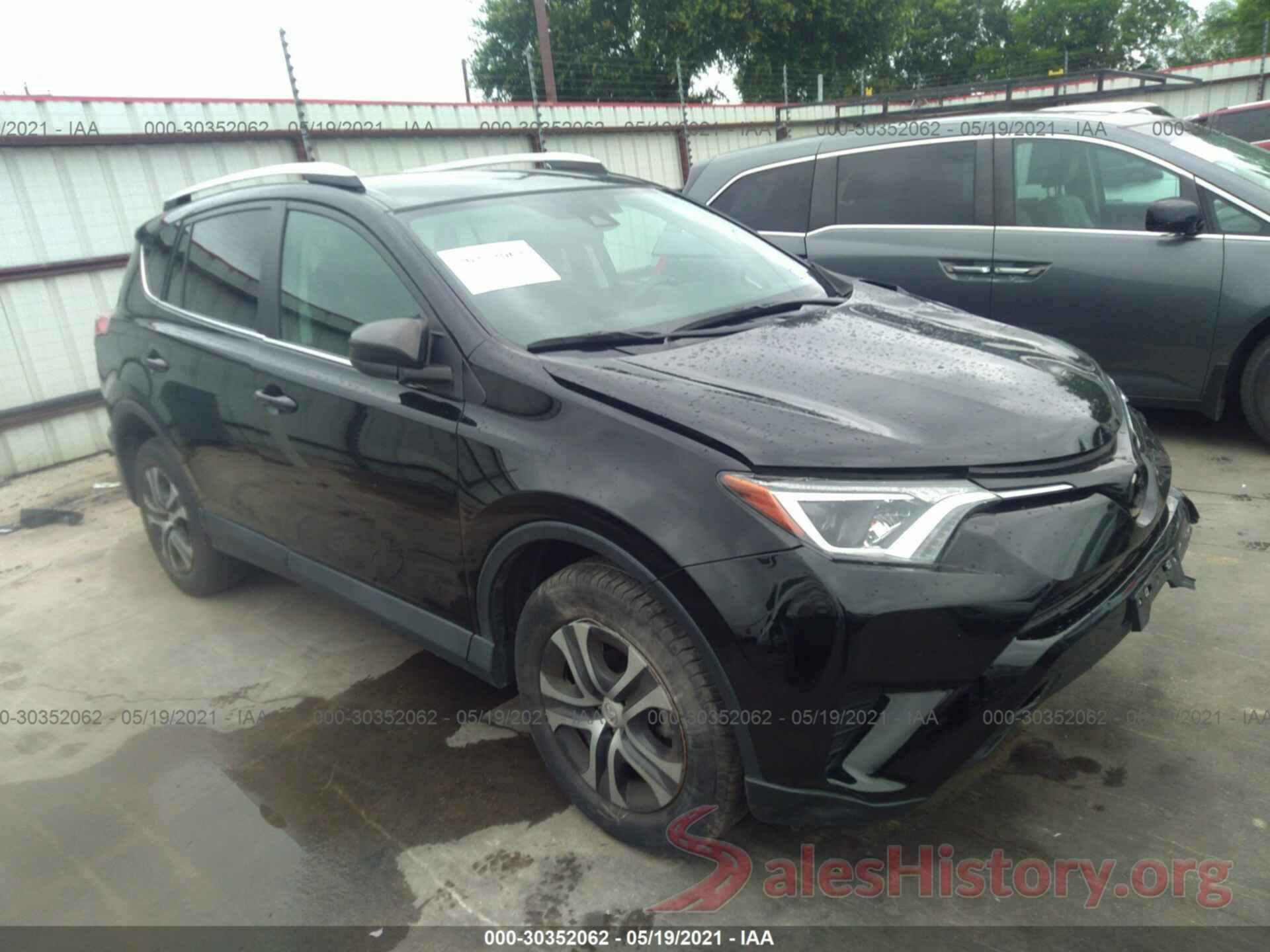 2T3ZFREV5JW447063 2018 TOYOTA RAV4