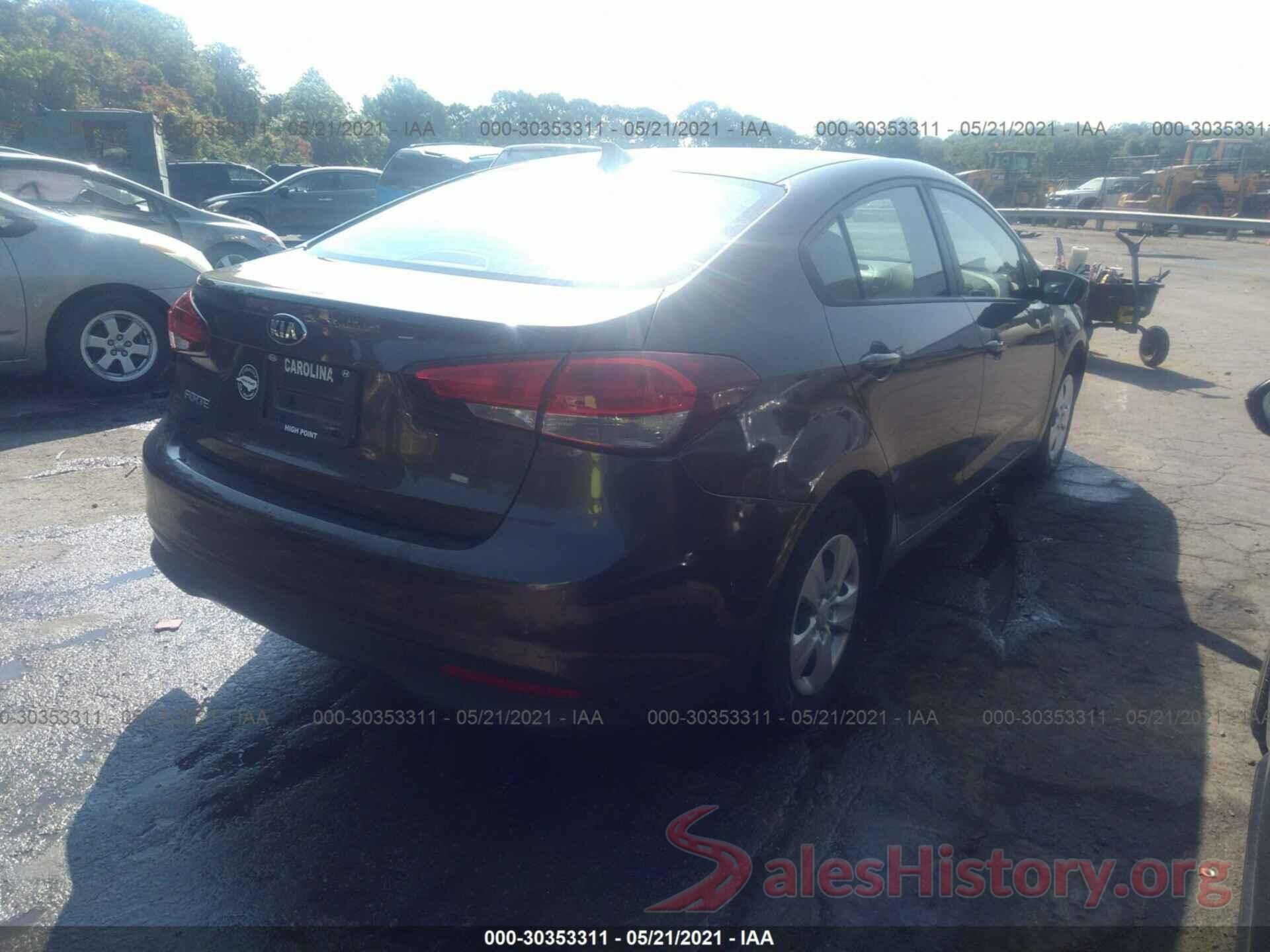 3KPFK4A73JE168697 2018 KIA FORTE