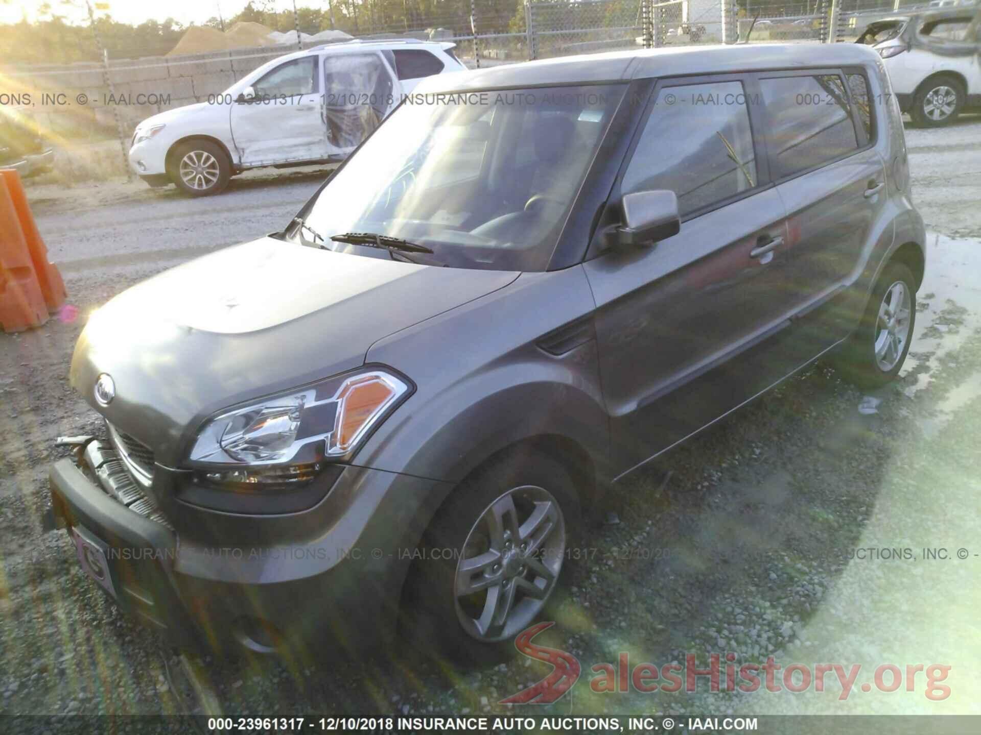 KM8J33A26HU561977 2017 HYUNDAI TUCSON