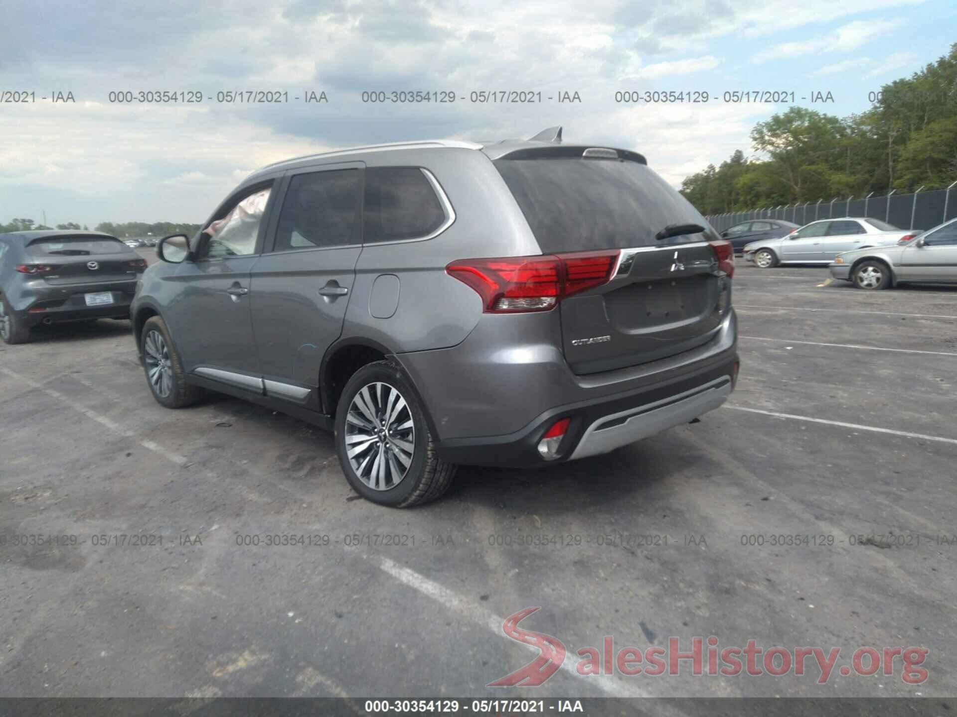 JA4AD3A34LZ042961 2020 MITSUBISHI OUTLANDER