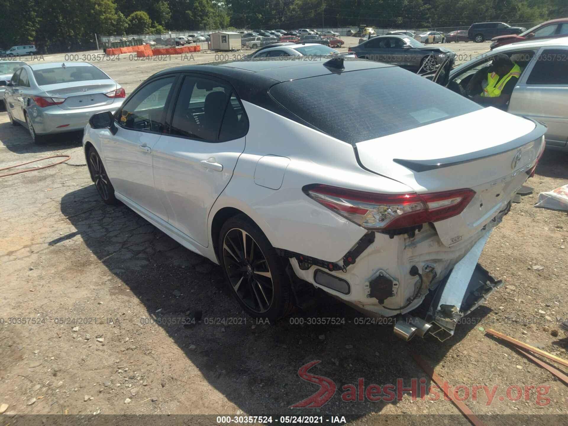 4T1B61HK5KU241370 2019 TOYOTA CAMRY