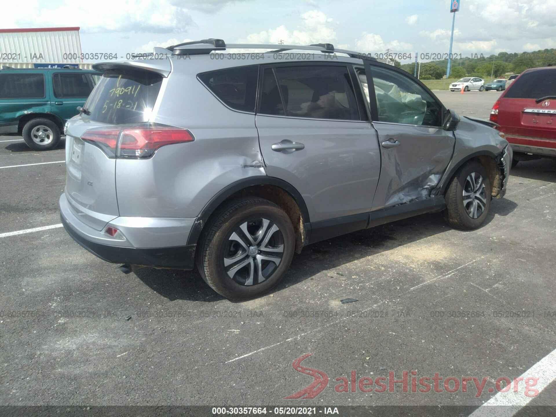 2T3ZFREV5HW370687 2017 TOYOTA RAV4