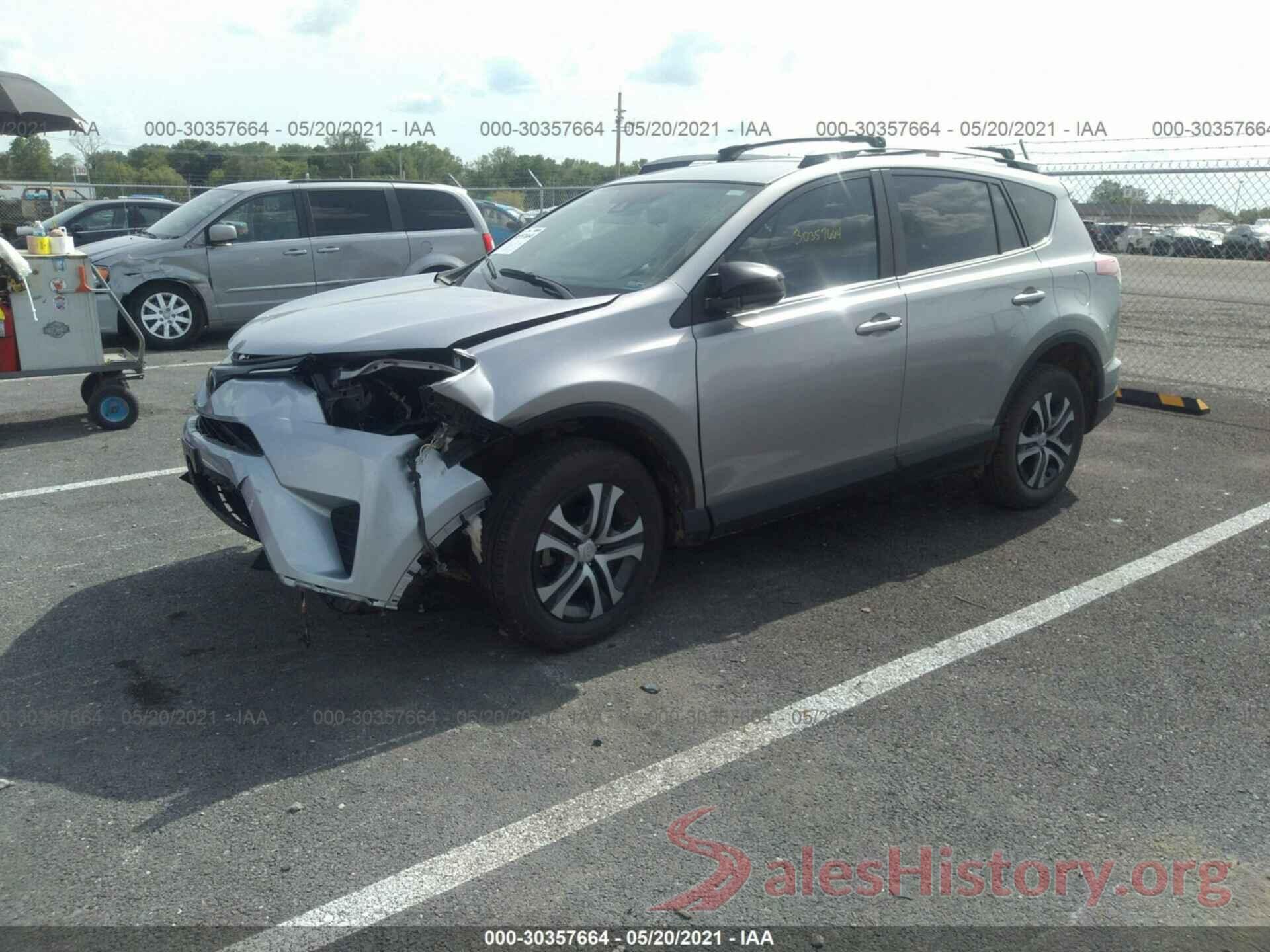 2T3ZFREV5HW370687 2017 TOYOTA RAV4