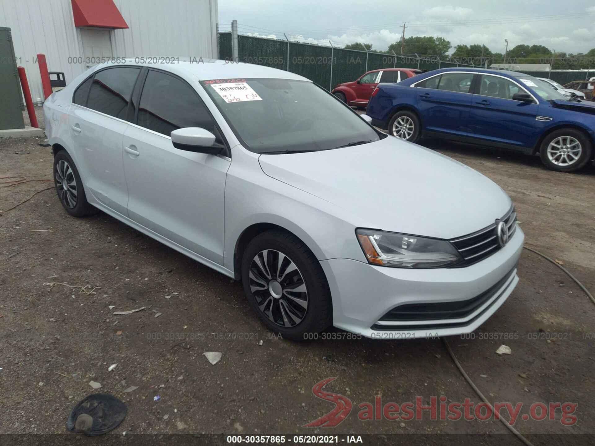 3VW167AJXHM368694 2017 VOLKSWAGEN JETTA