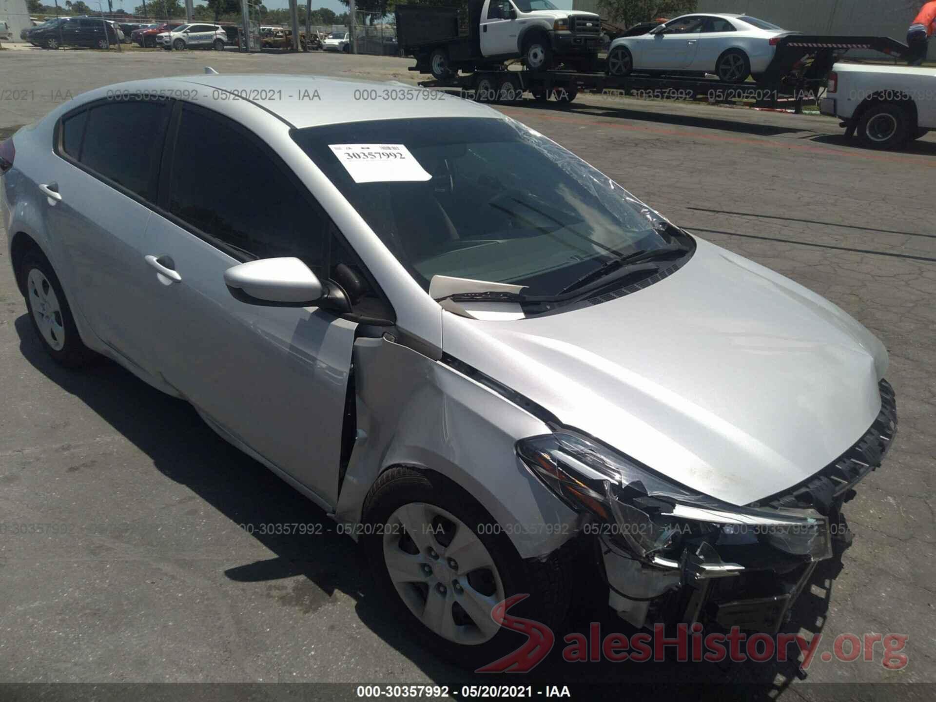 3KPFK4A73JE198623 2018 KIA FORTE