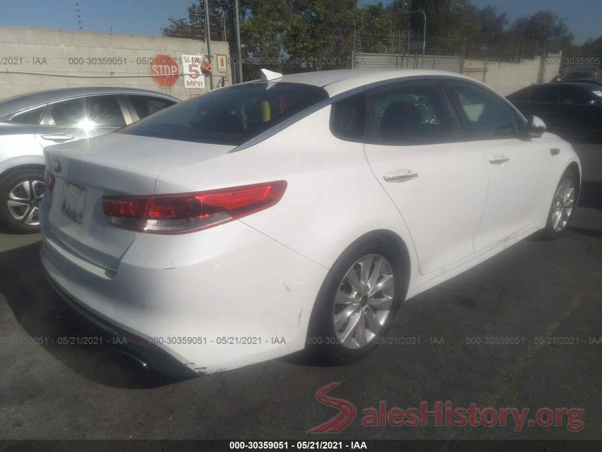 5XXGT4L34JG261697 2018 KIA OPTIMA