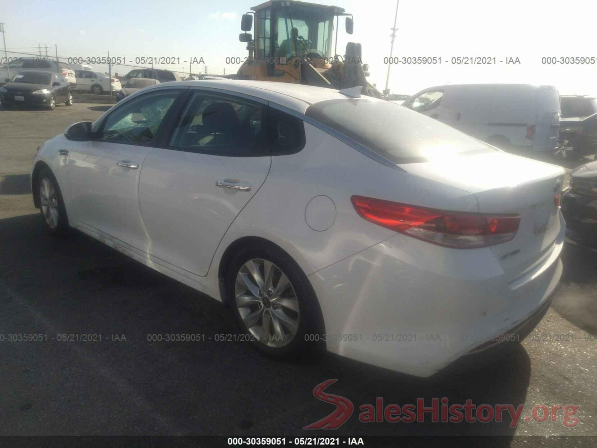 5XXGT4L34JG261697 2018 KIA OPTIMA