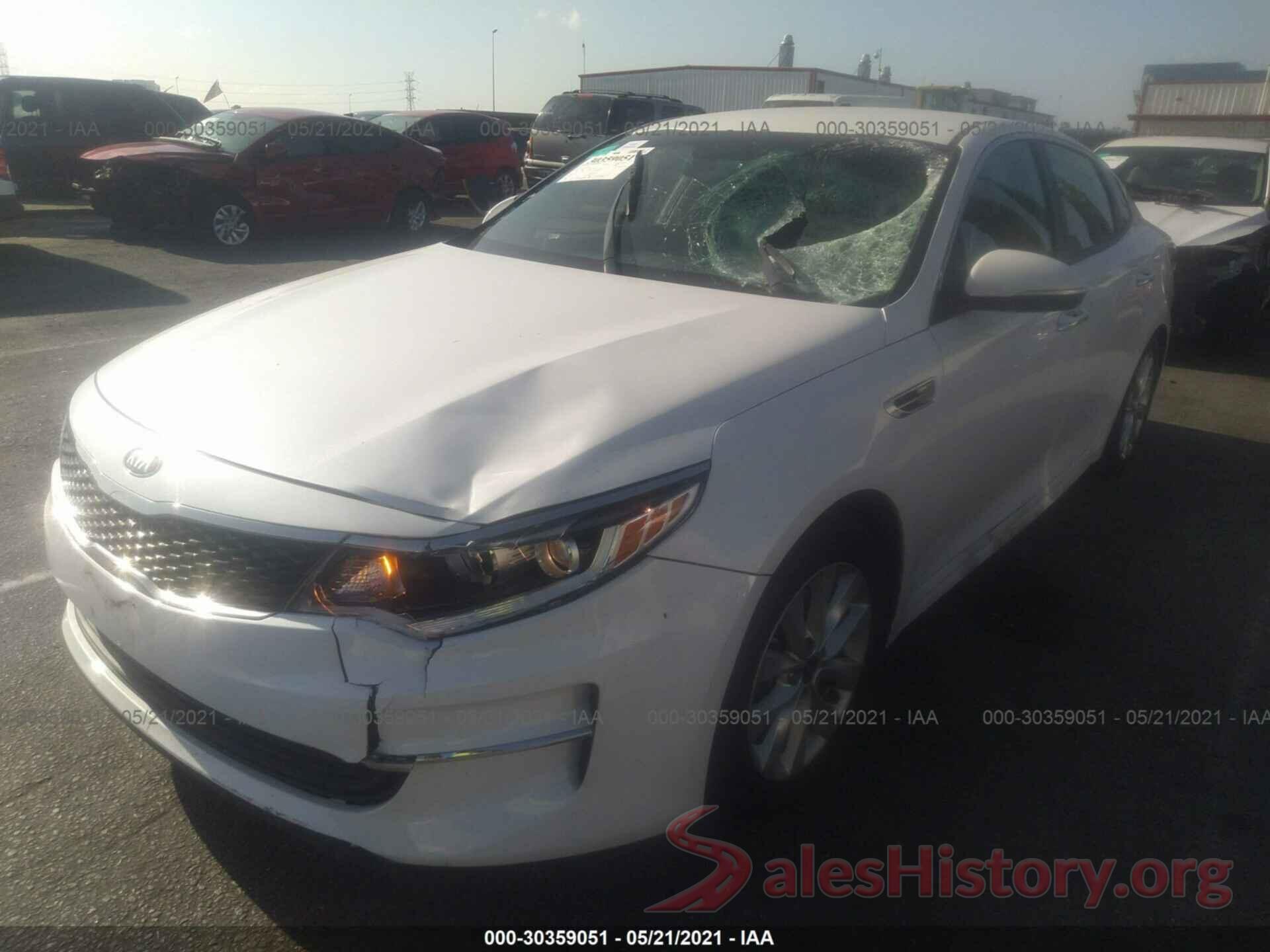 5XXGT4L34JG261697 2018 KIA OPTIMA