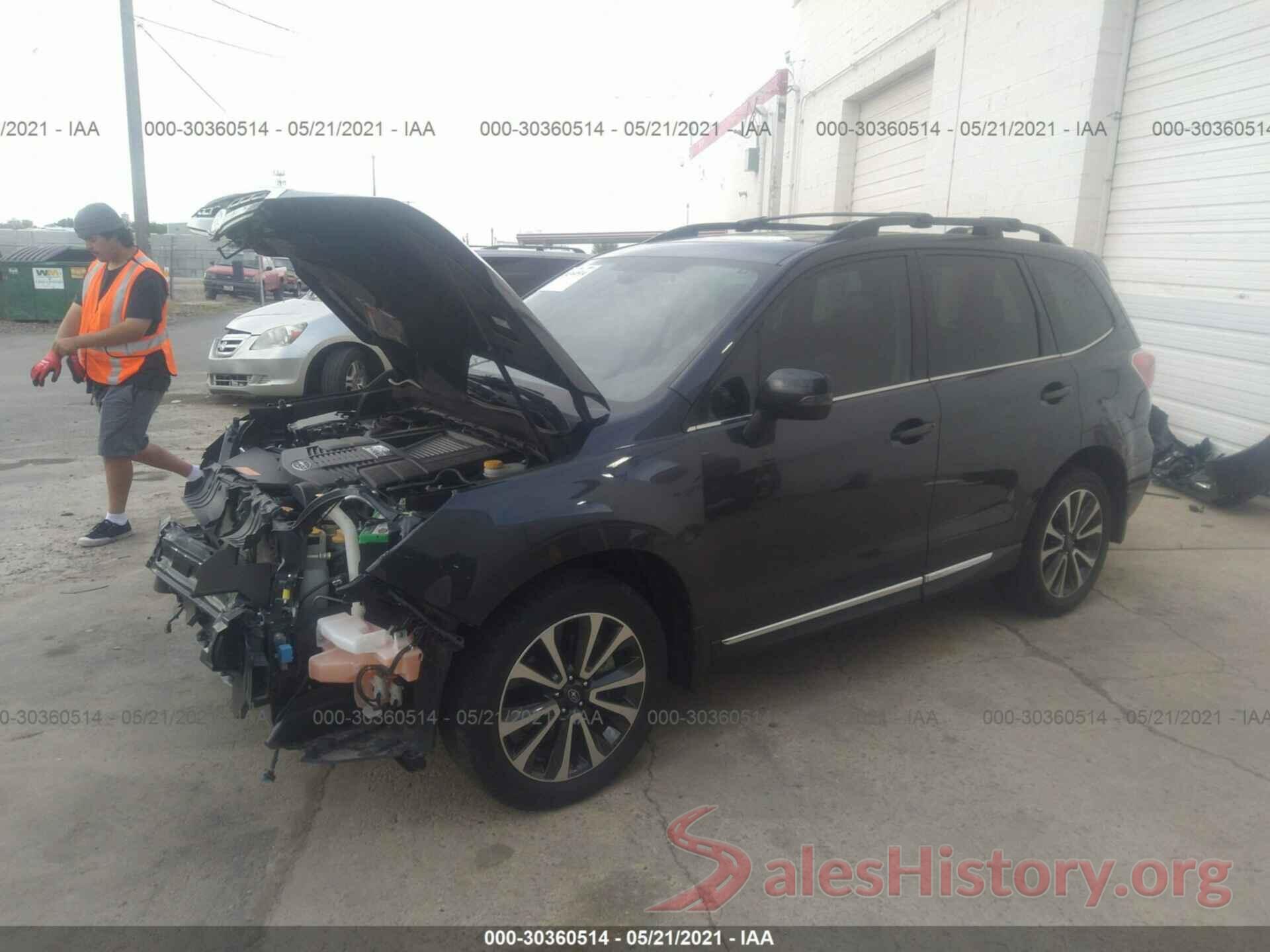 JF2SJGWC3HH586241 2017 SUBARU FORESTER