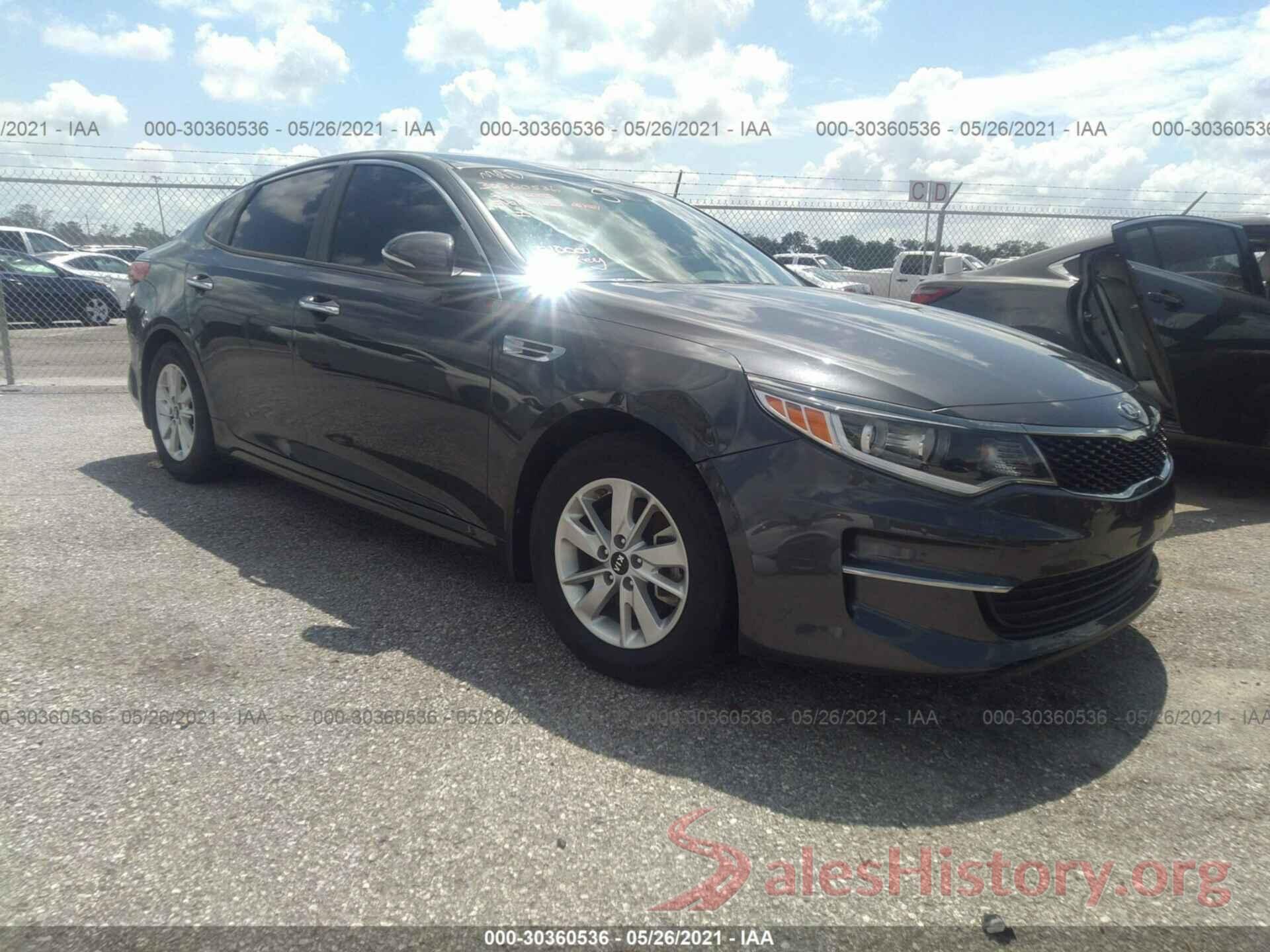 KNAGT4L30J5211980 2018 KIA OPTIMA