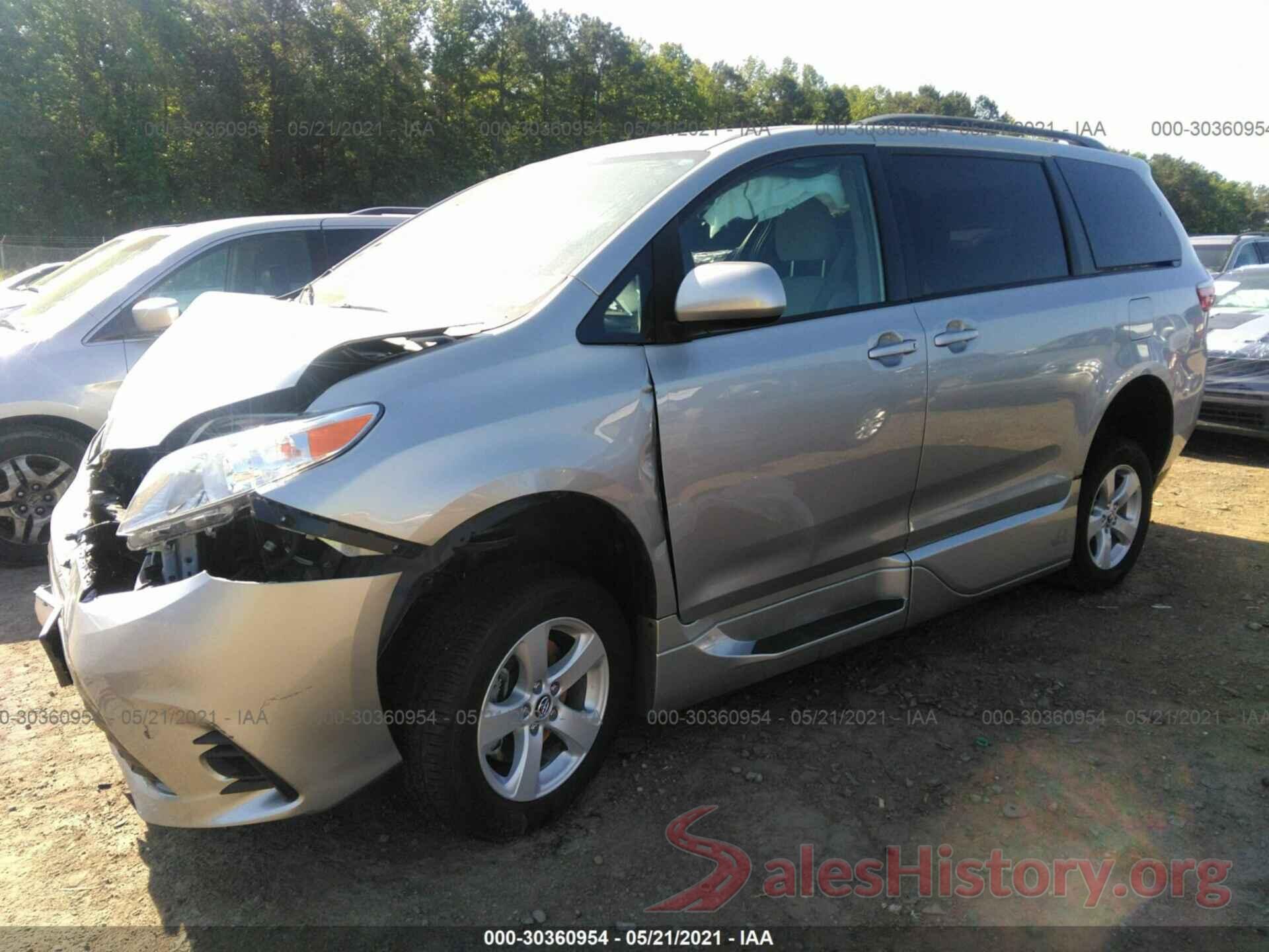 5TDKZ3DC9KS010854 2019 TOYOTA SIENNA