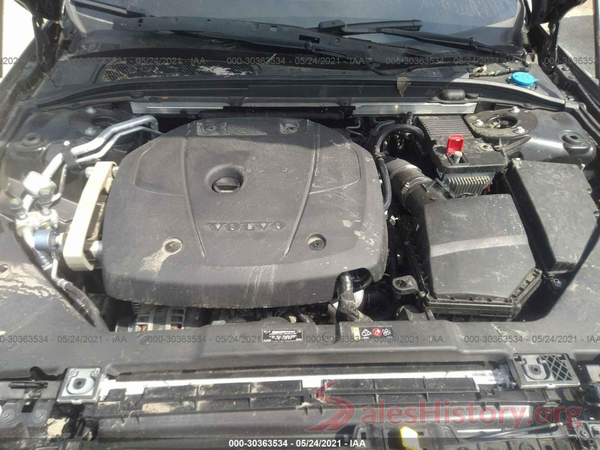 7JR102FK3LG047979 2020 VOLVO S60