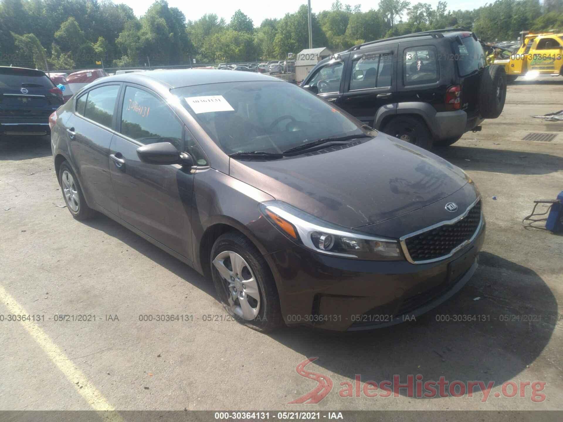 3KPFK4A7XJE167661 2018 KIA FORTE