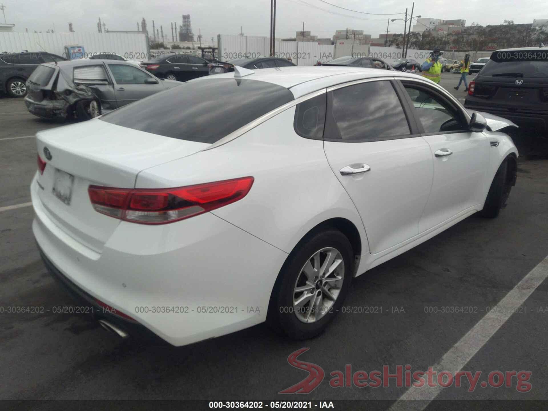 5XXGT4L38JG195333 2018 KIA OPTIMA